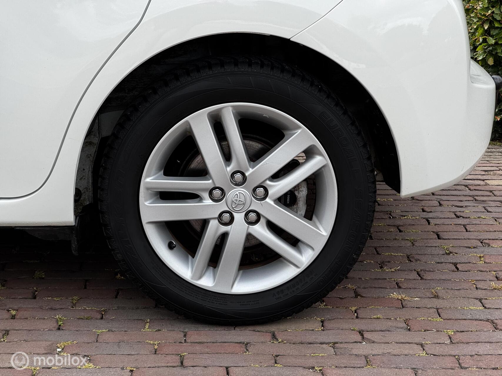 Foto van Toyota Toyota Verso-s
