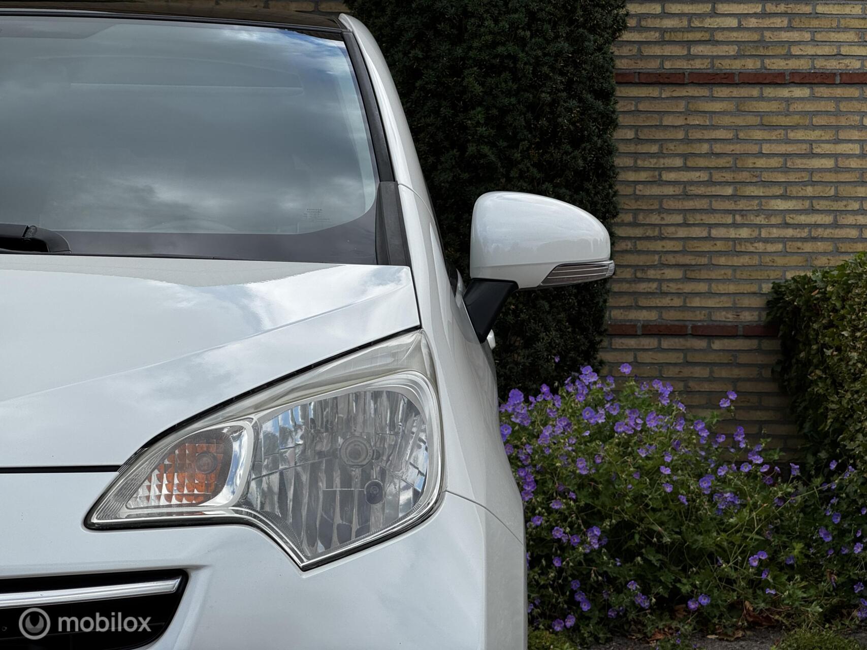 Foto van Toyota Toyota Verso-s