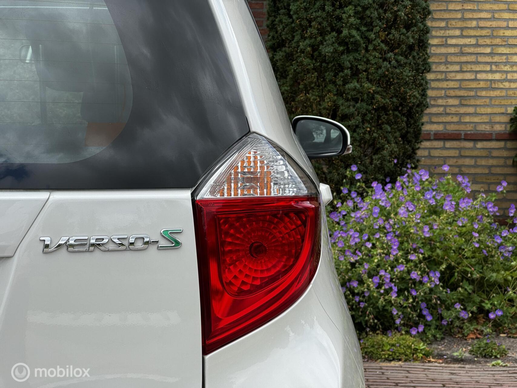 Foto van Toyota Toyota Verso-s
