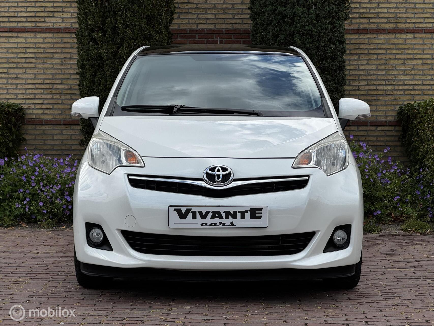 Foto van Toyota Toyota Verso-s