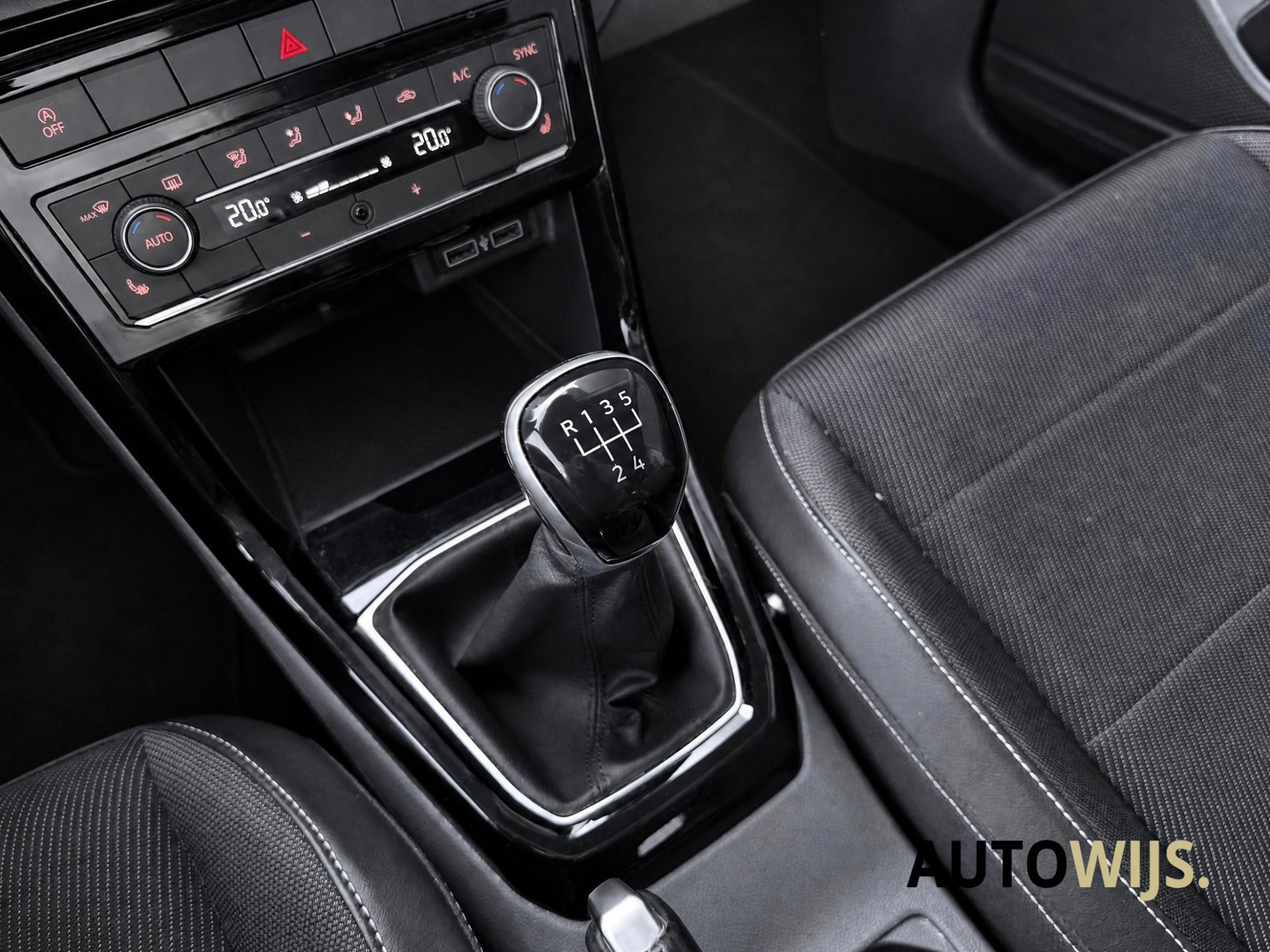 Foto van Volkswagen T-cross