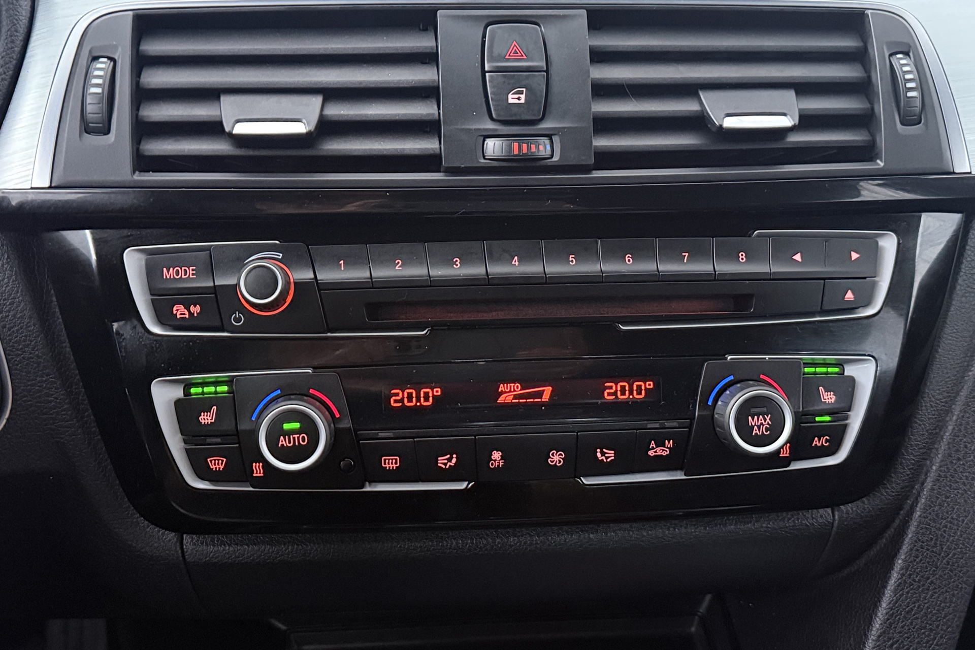 Foto van BMW 320i