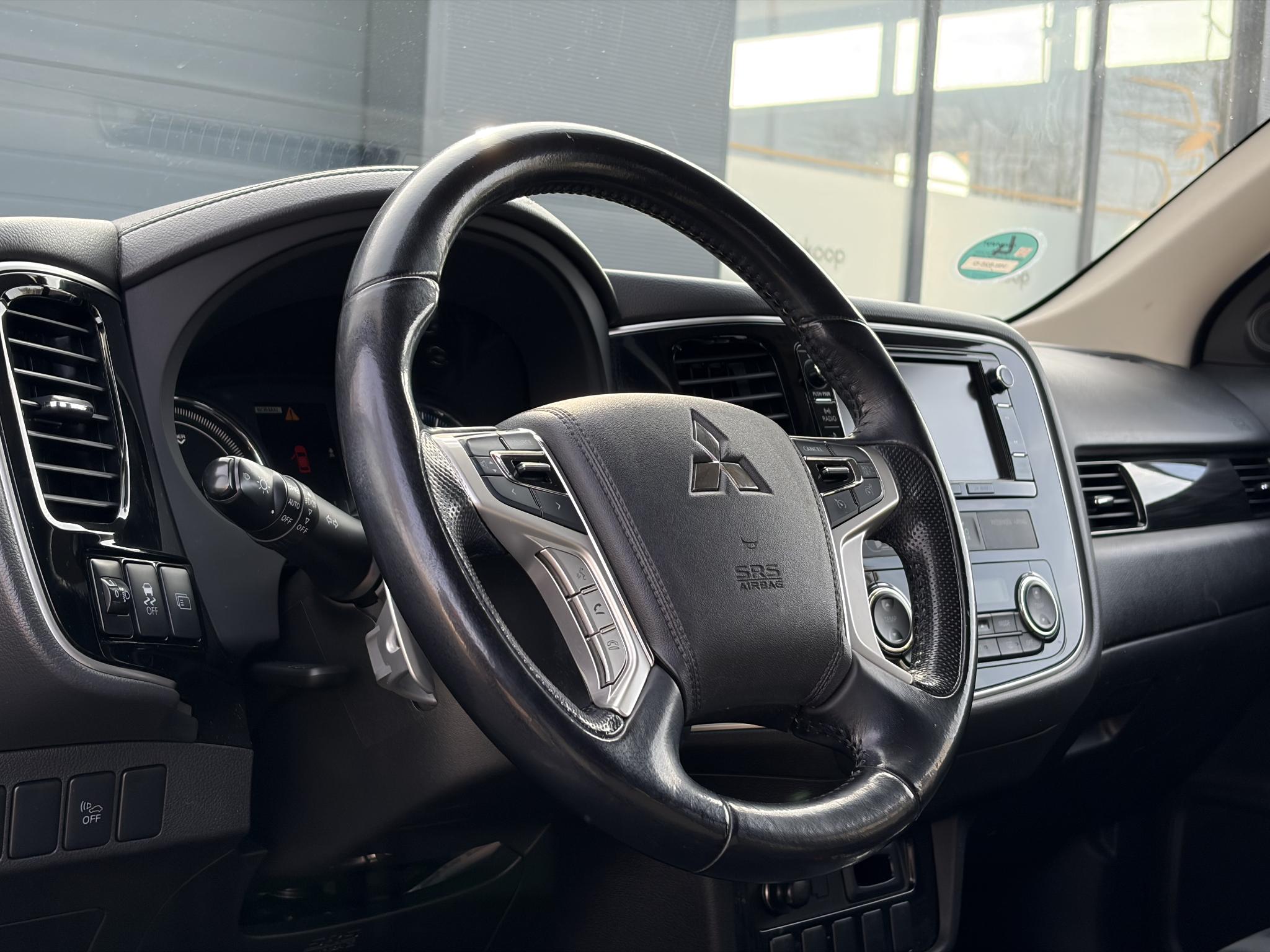 Foto van Mitsubishi Mitsubishi Outlander