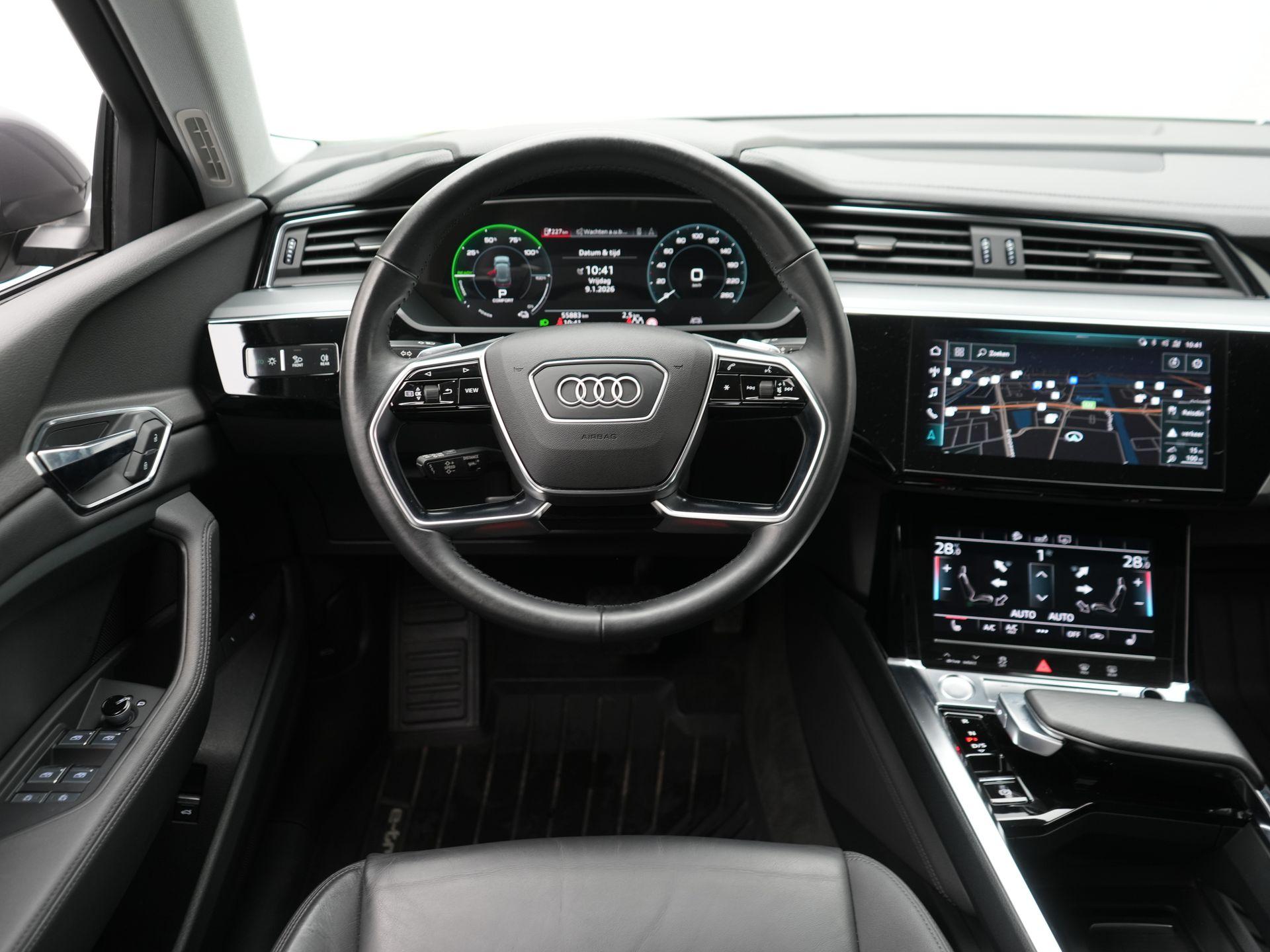 Foto van Audi E-tron