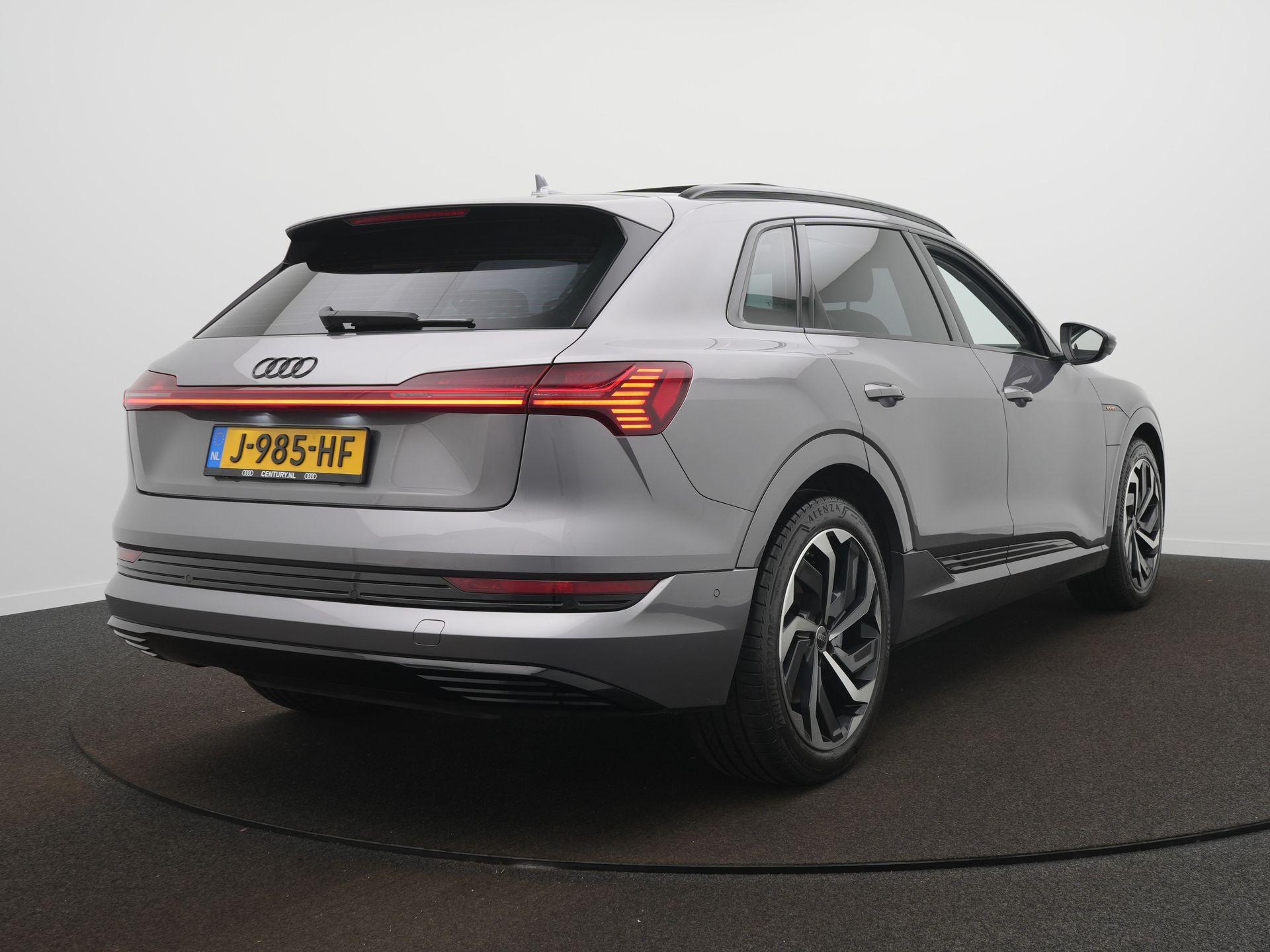 Foto van Audi E-tron