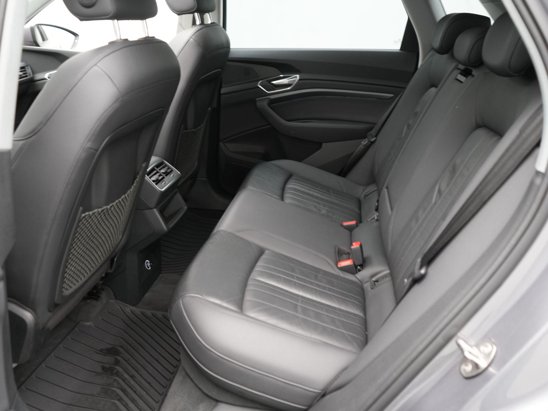 Foto van Audi E-tron