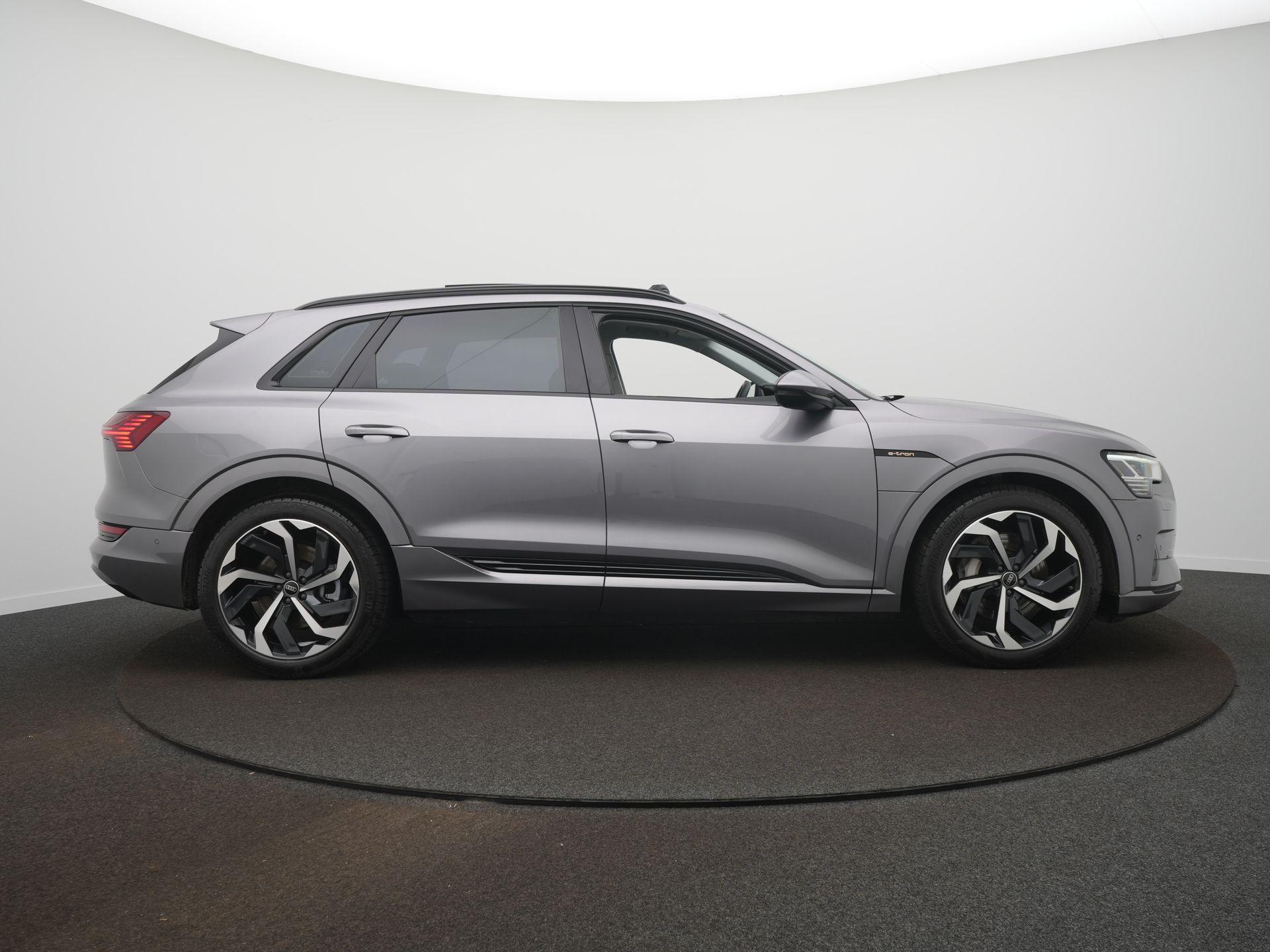 Foto van Audi E-tron