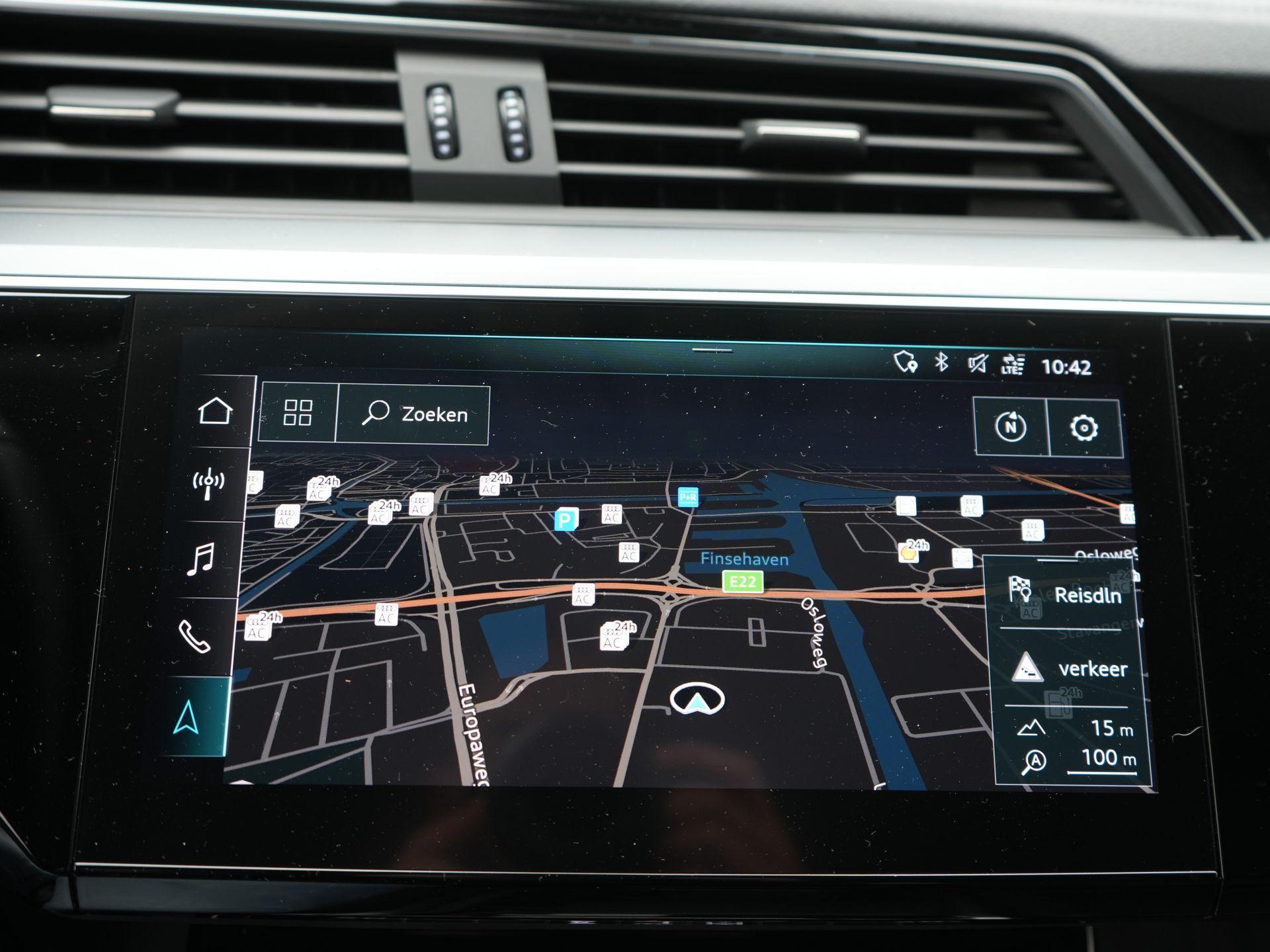 Foto van Audi E-tron