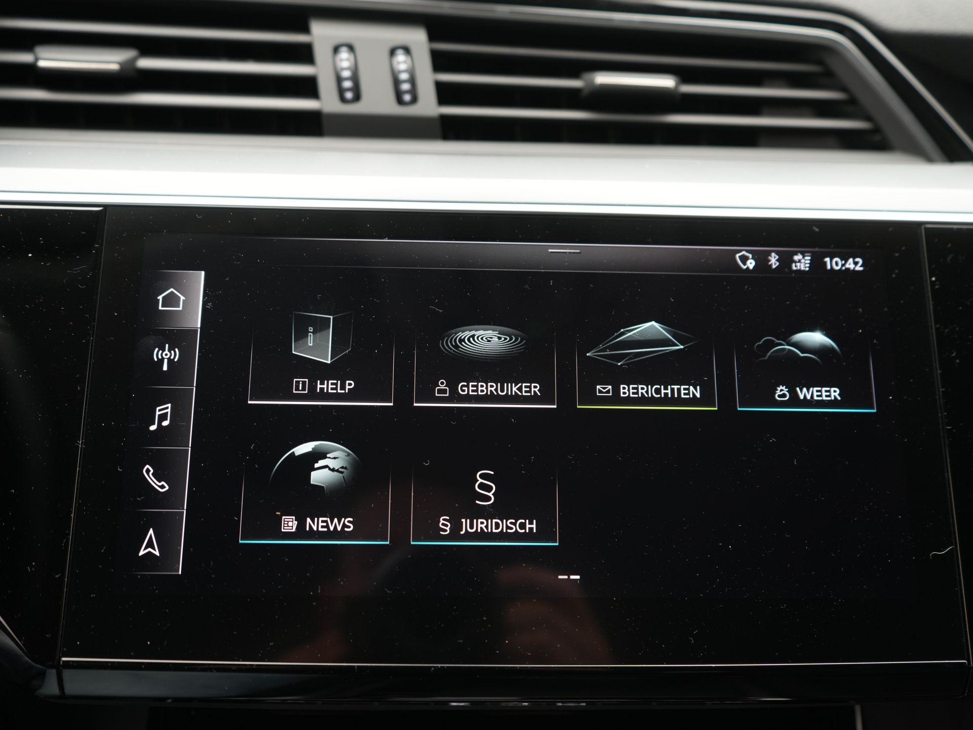 Foto van Audi E-tron