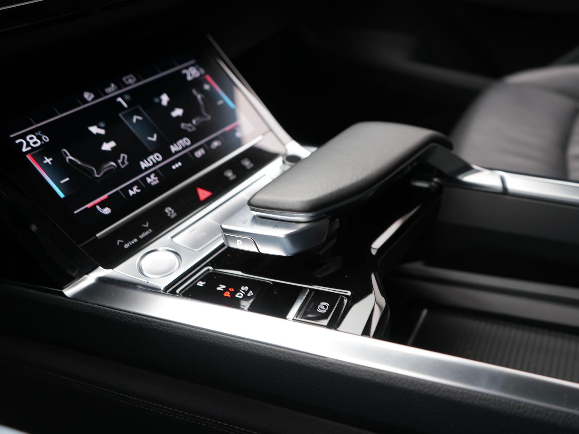 Foto van Audi E-tron