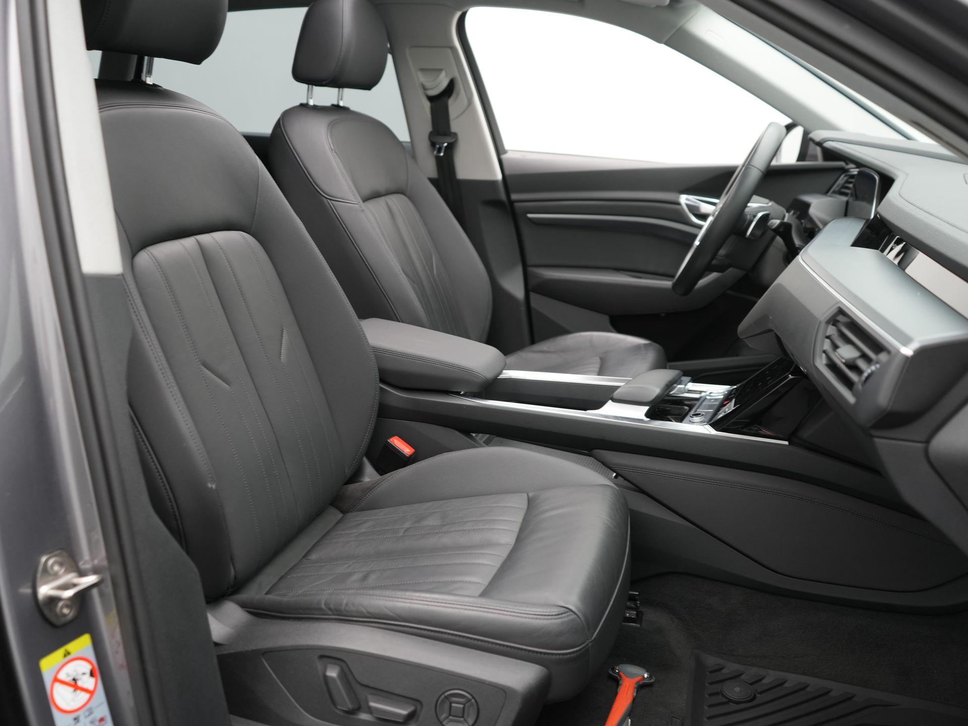 Foto van Audi E-tron