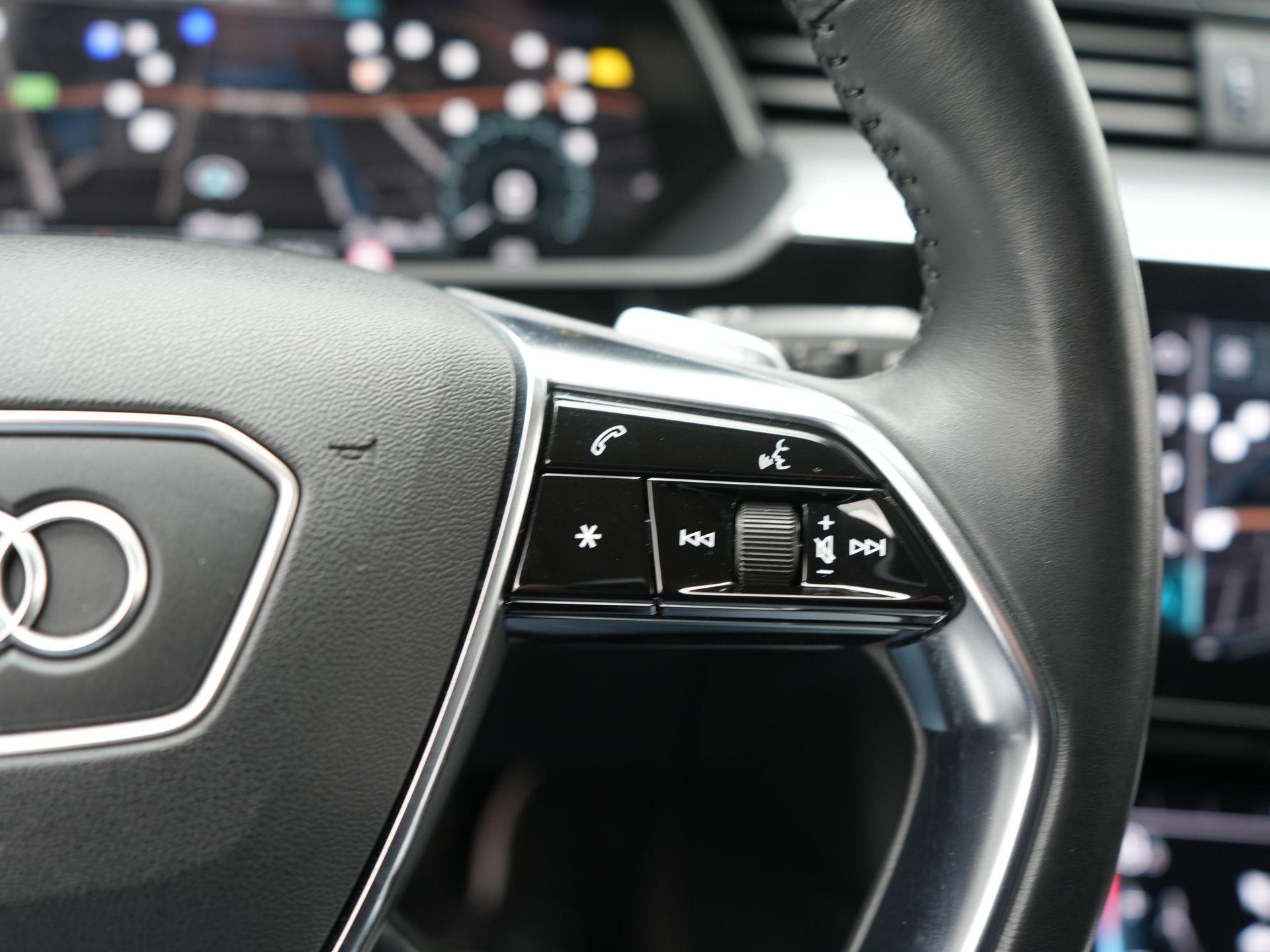 Foto van Audi E-tron