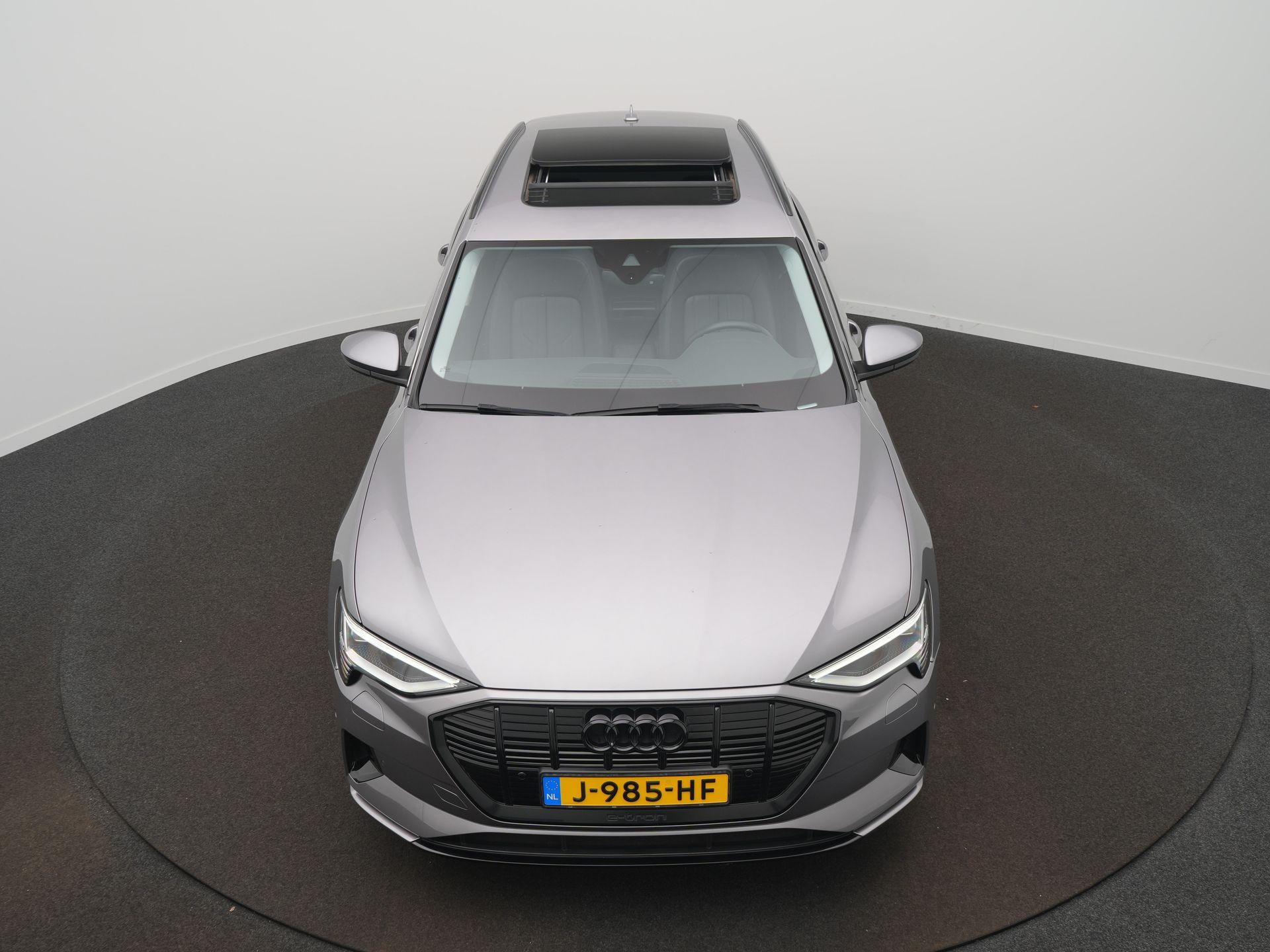 Foto van Audi E-tron