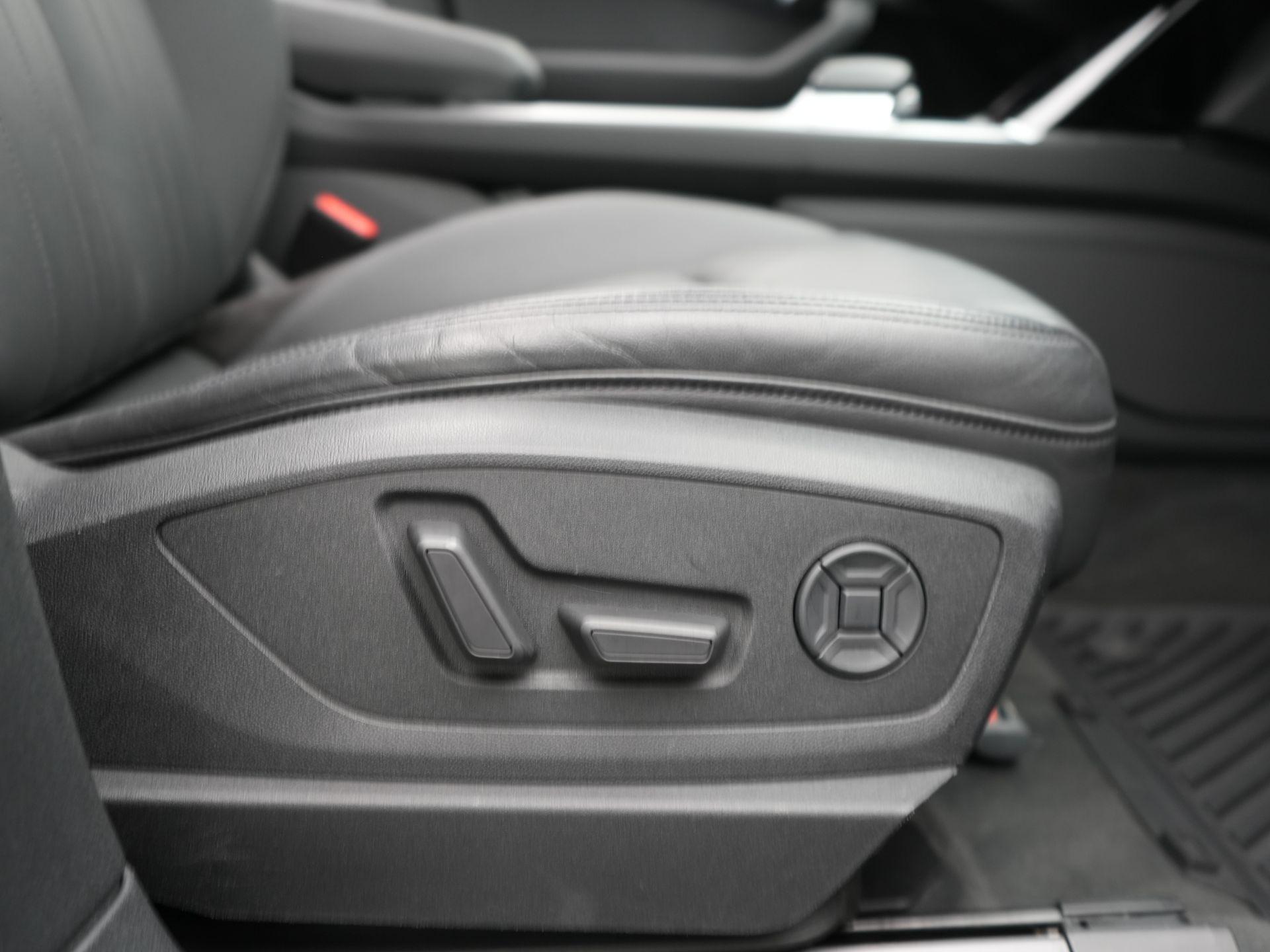 Foto van Audi E-tron