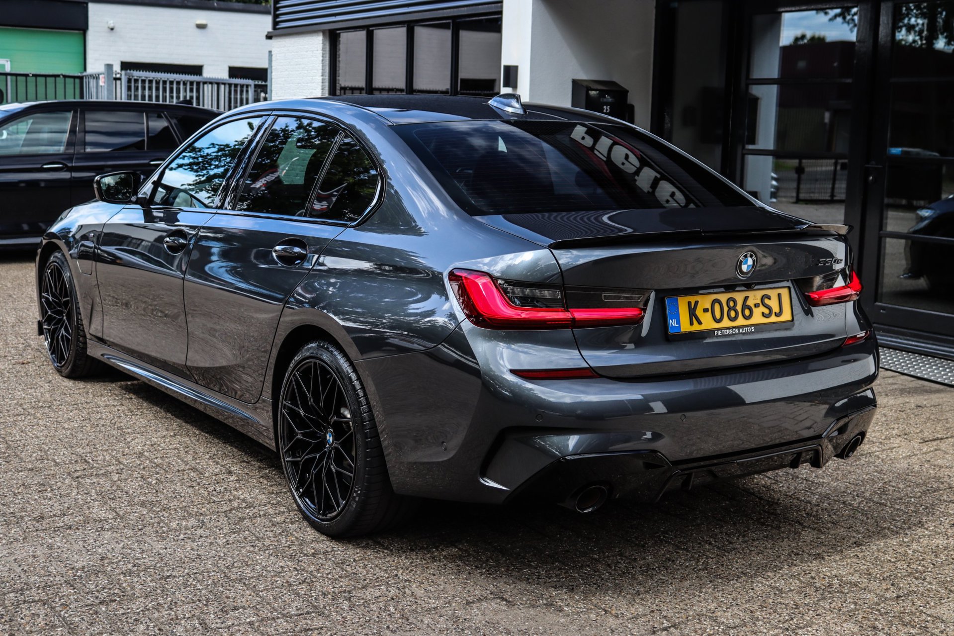 Foto van BMW 330e