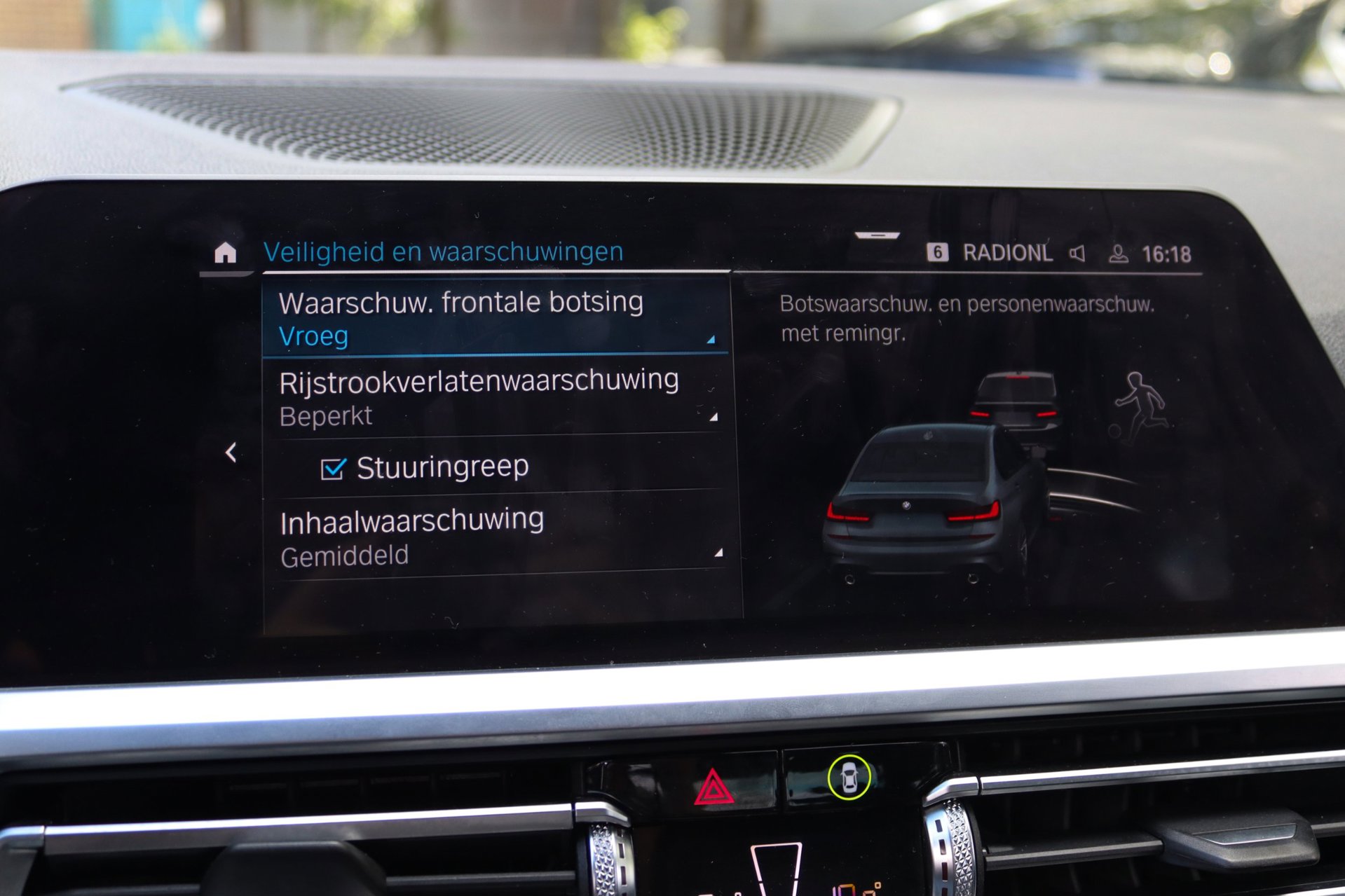 Foto van BMW 330e