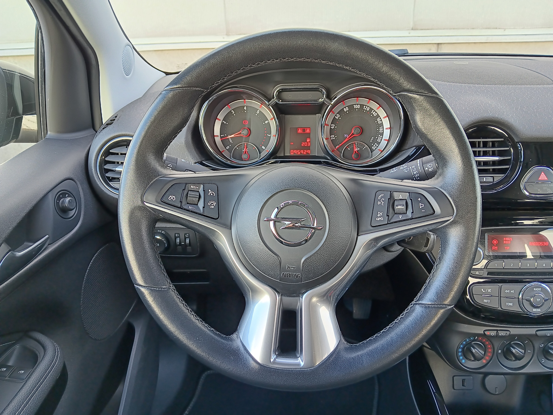 Foto van Opel Adam