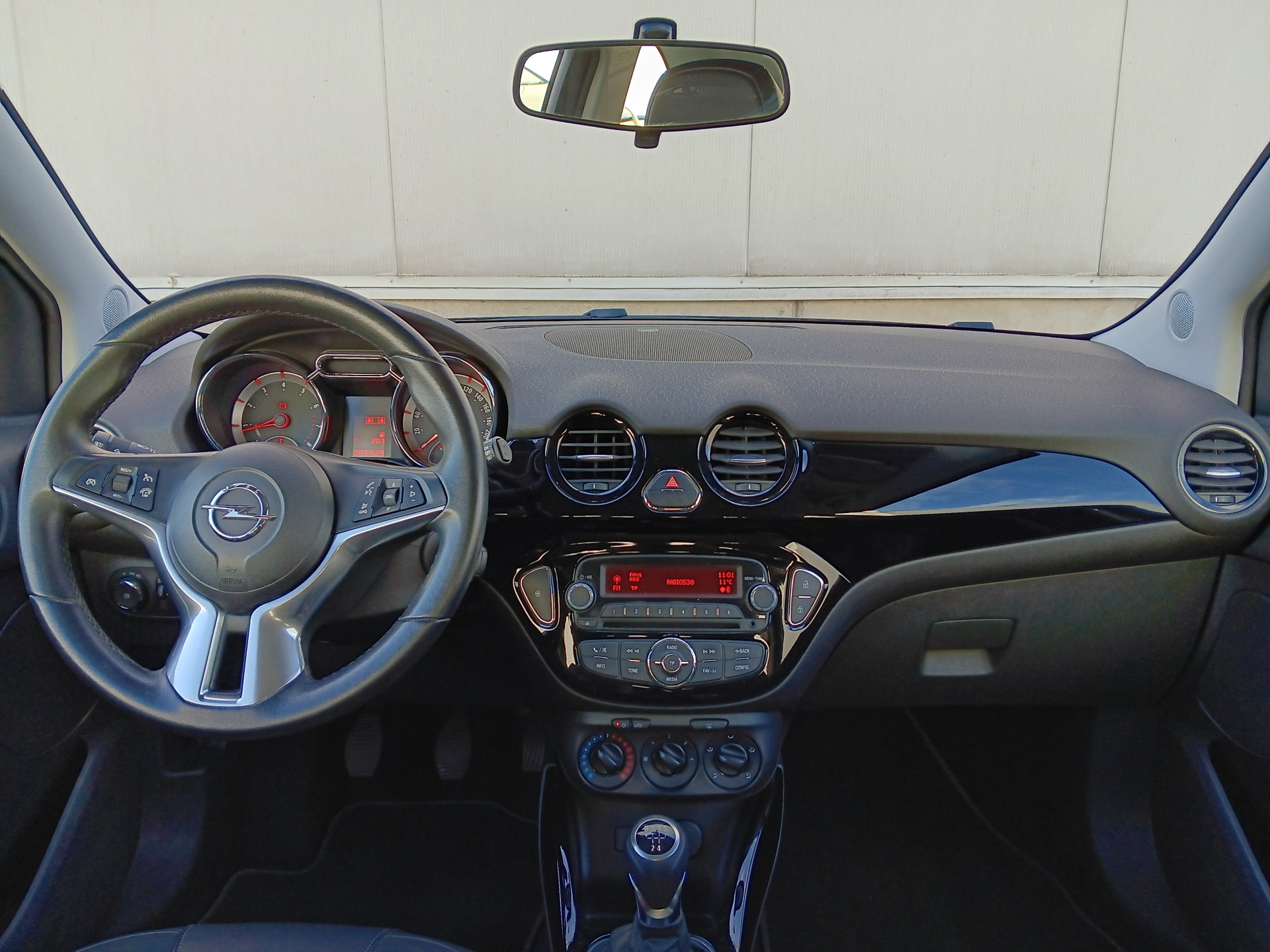 Foto van Opel Adam