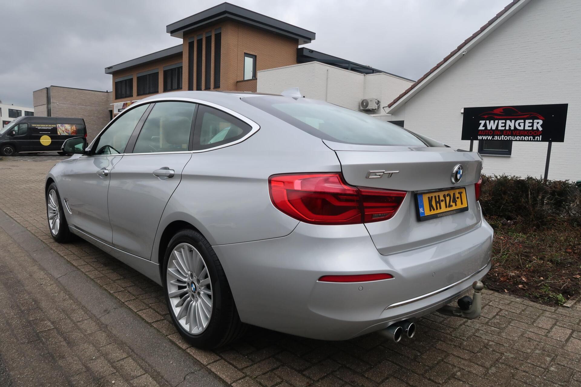 Foto van BMW 320i
