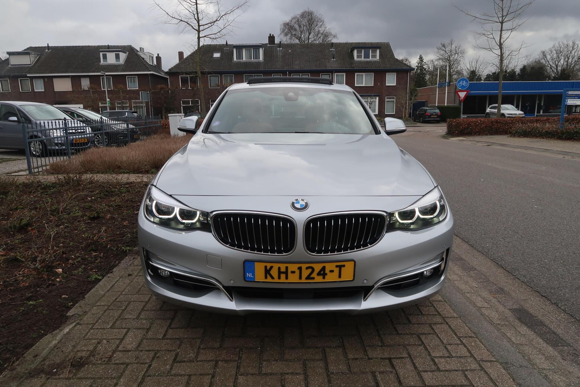 Foto van BMW 320i
