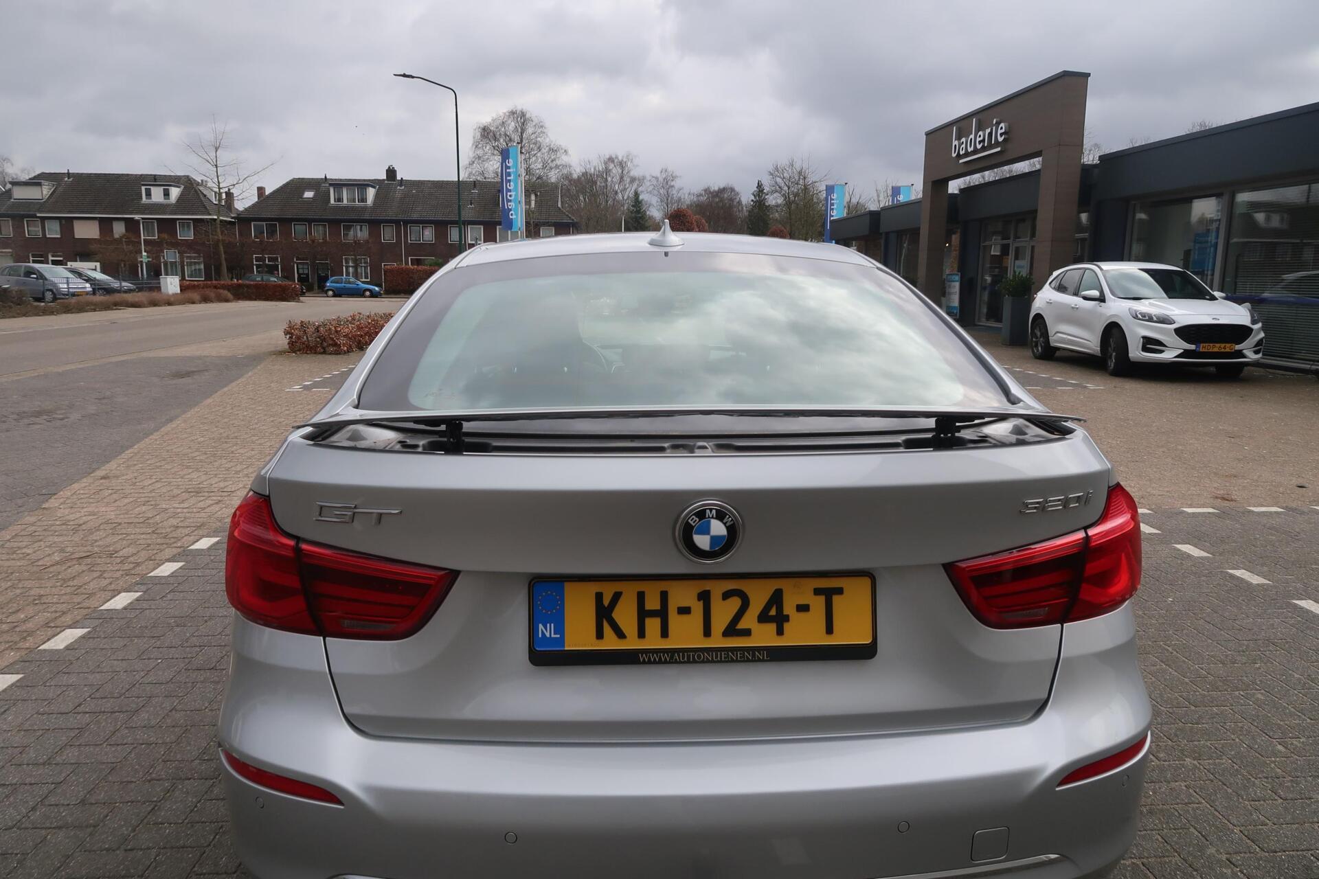 Foto van BMW 320i