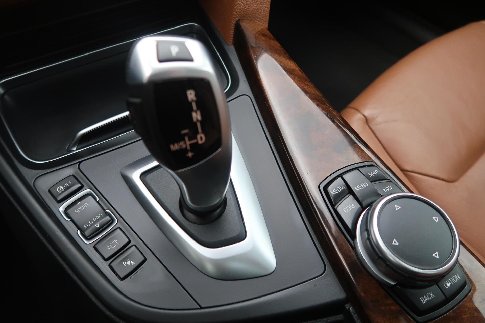 Foto van BMW 320i