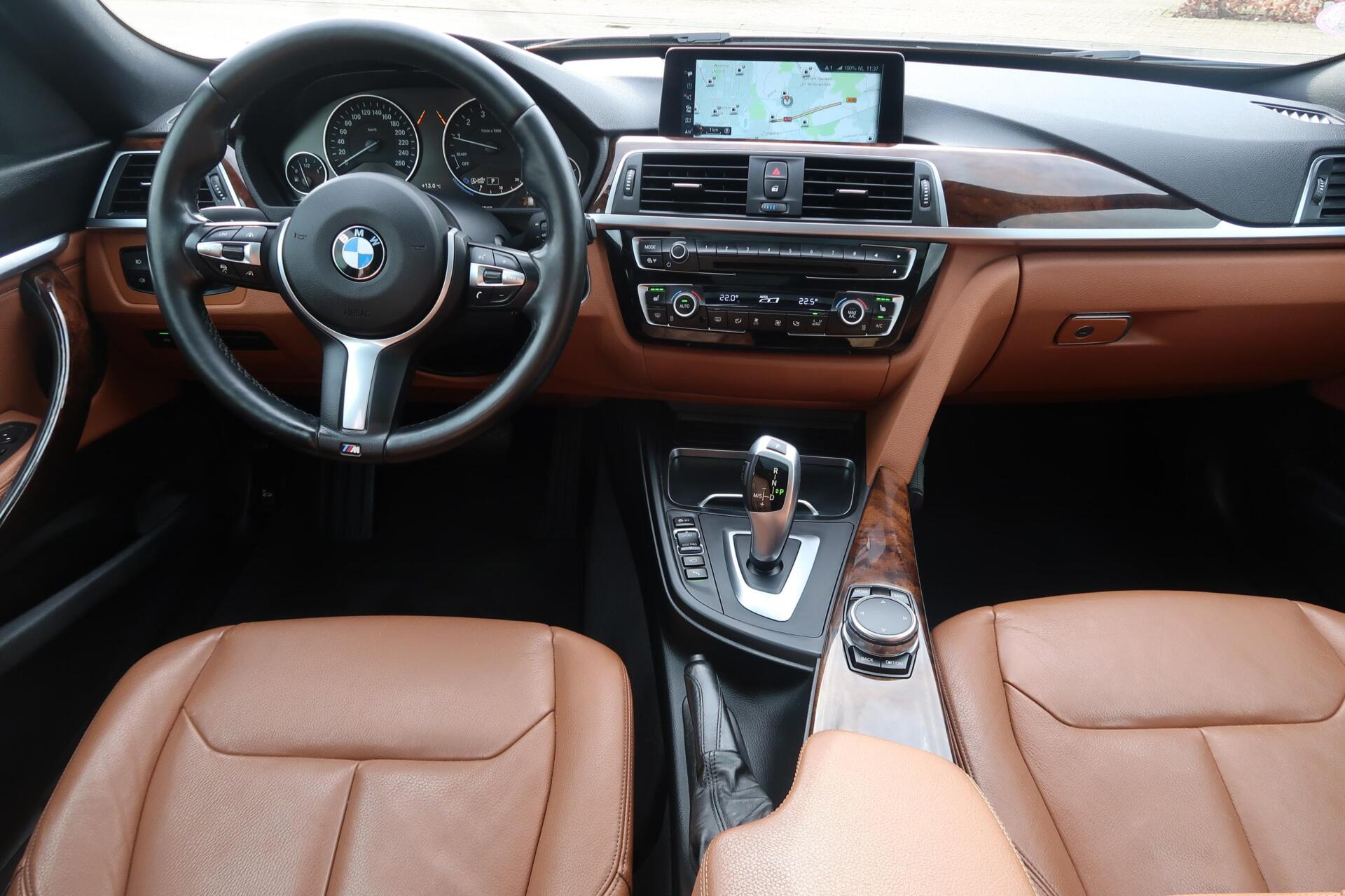 Foto van BMW 320i