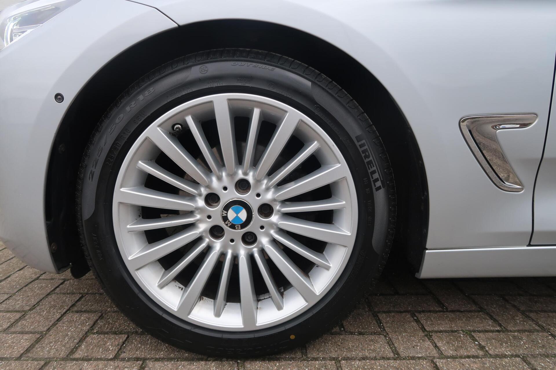 Foto van BMW 320i
