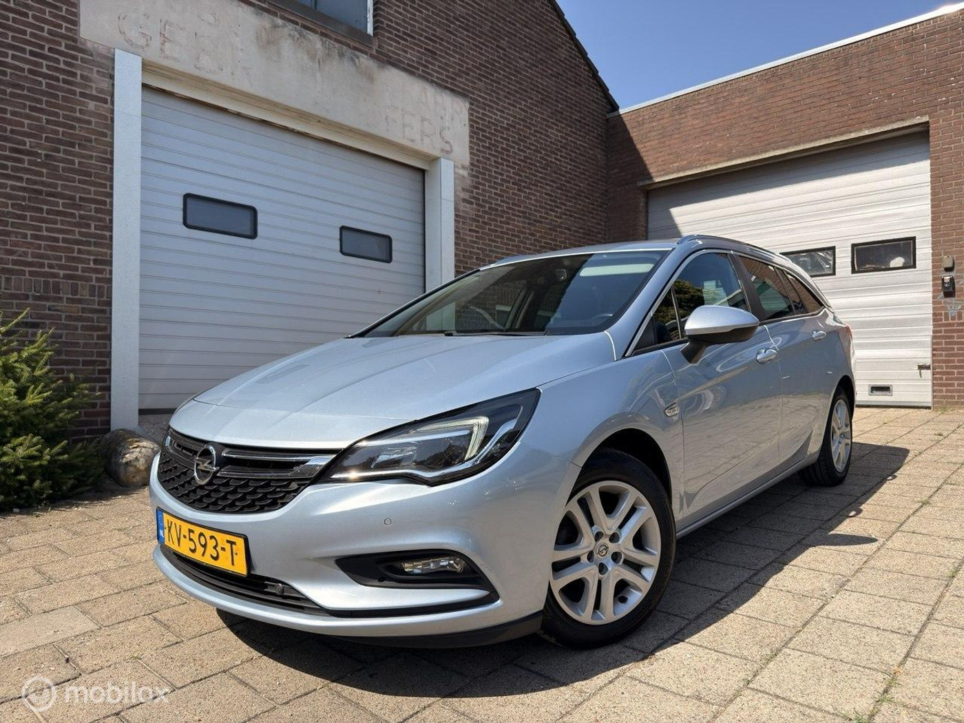 Foto van OPEL ASTRA SPORTS TOURER