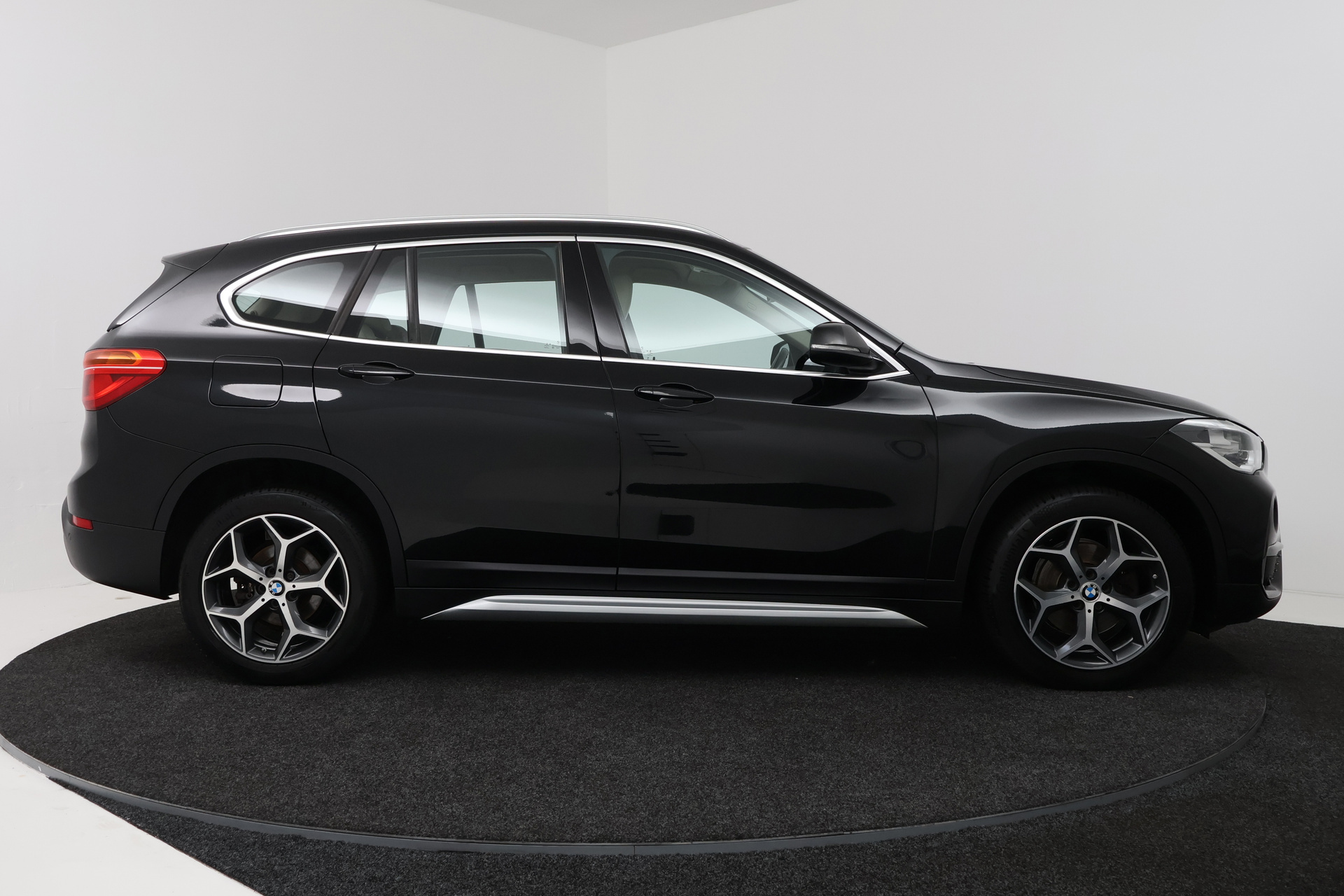 Foto van BMW X1 Sdrive18i
