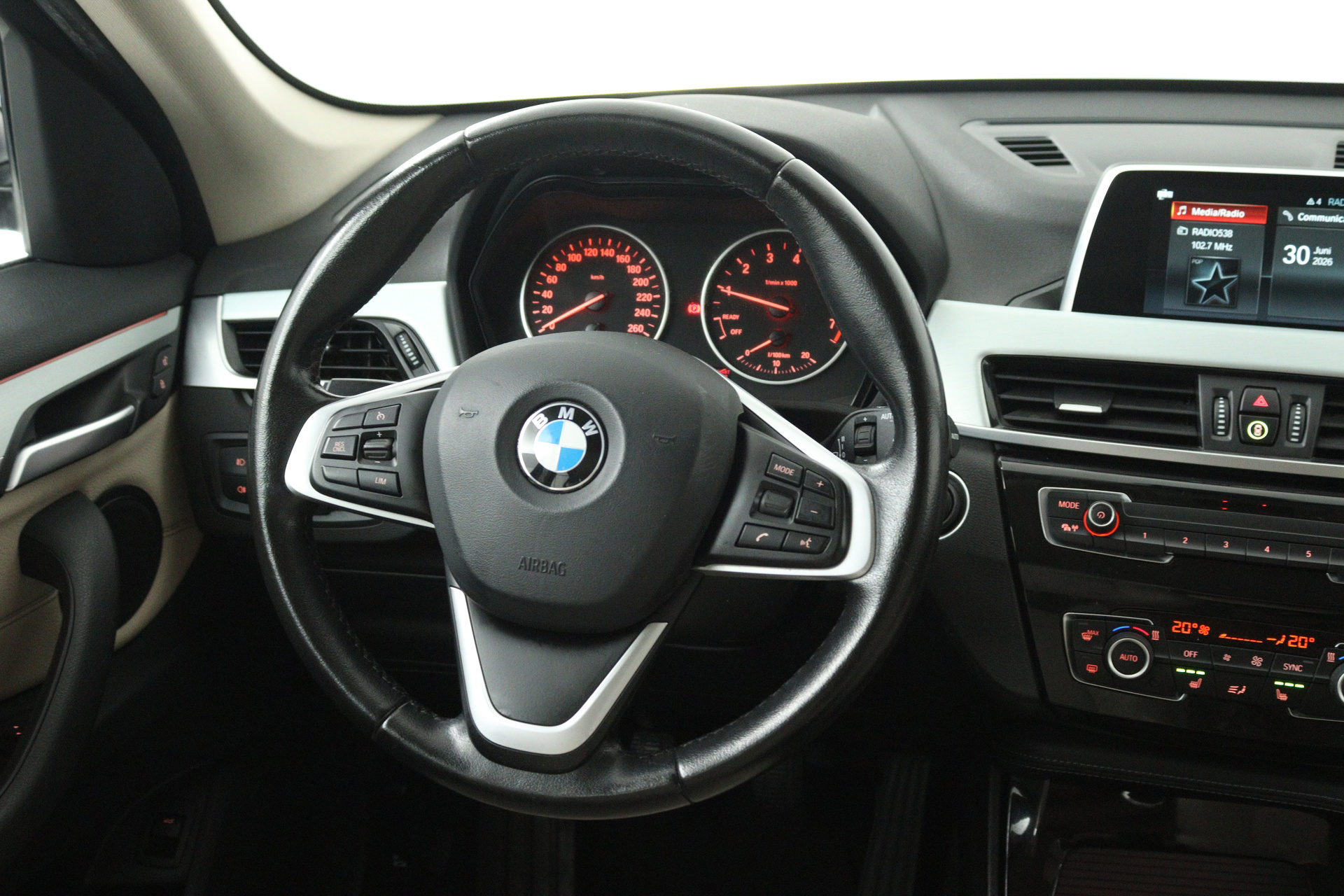 Foto van BMW X1 Sdrive18i