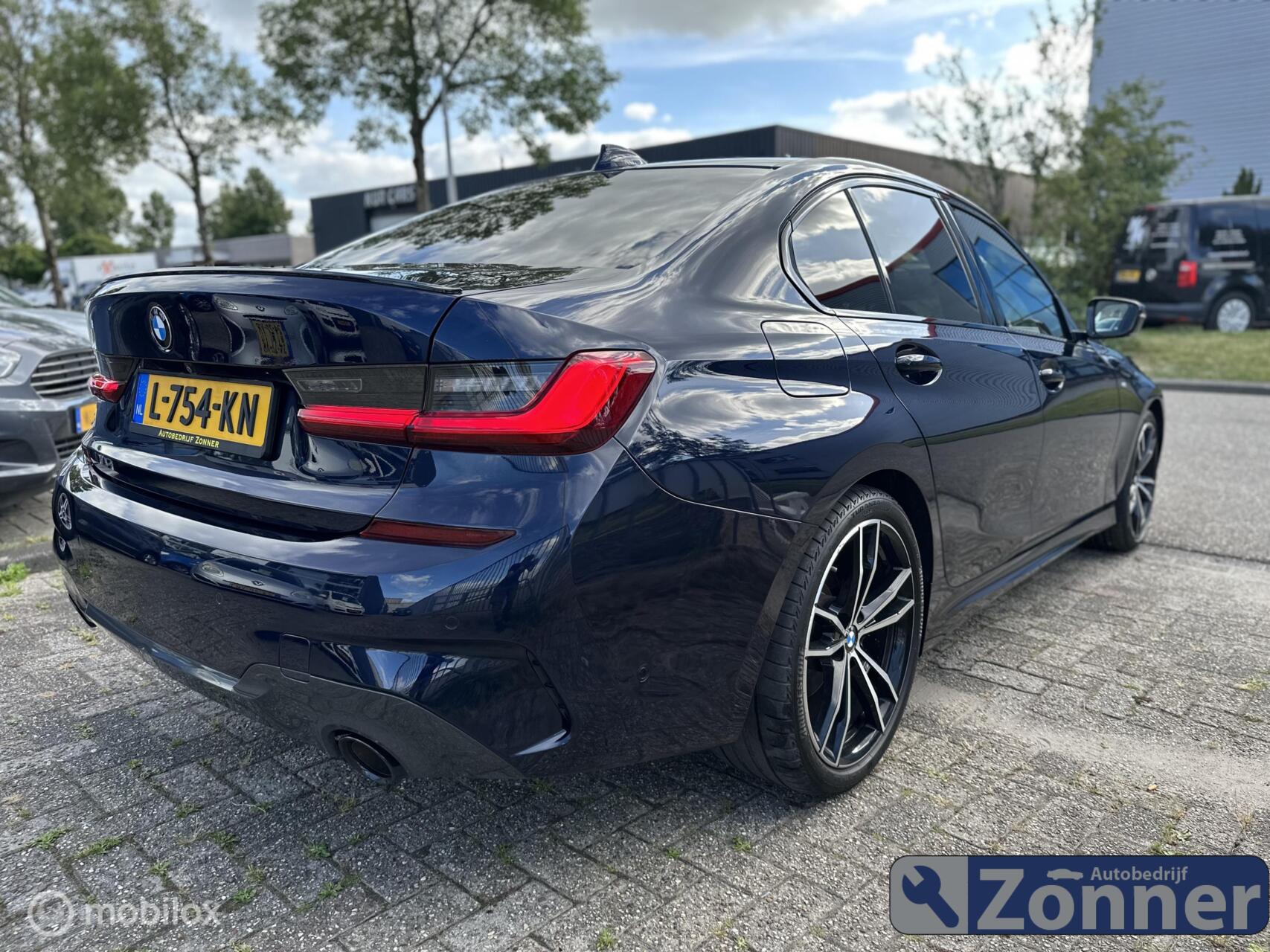 Foto van BMW 320i