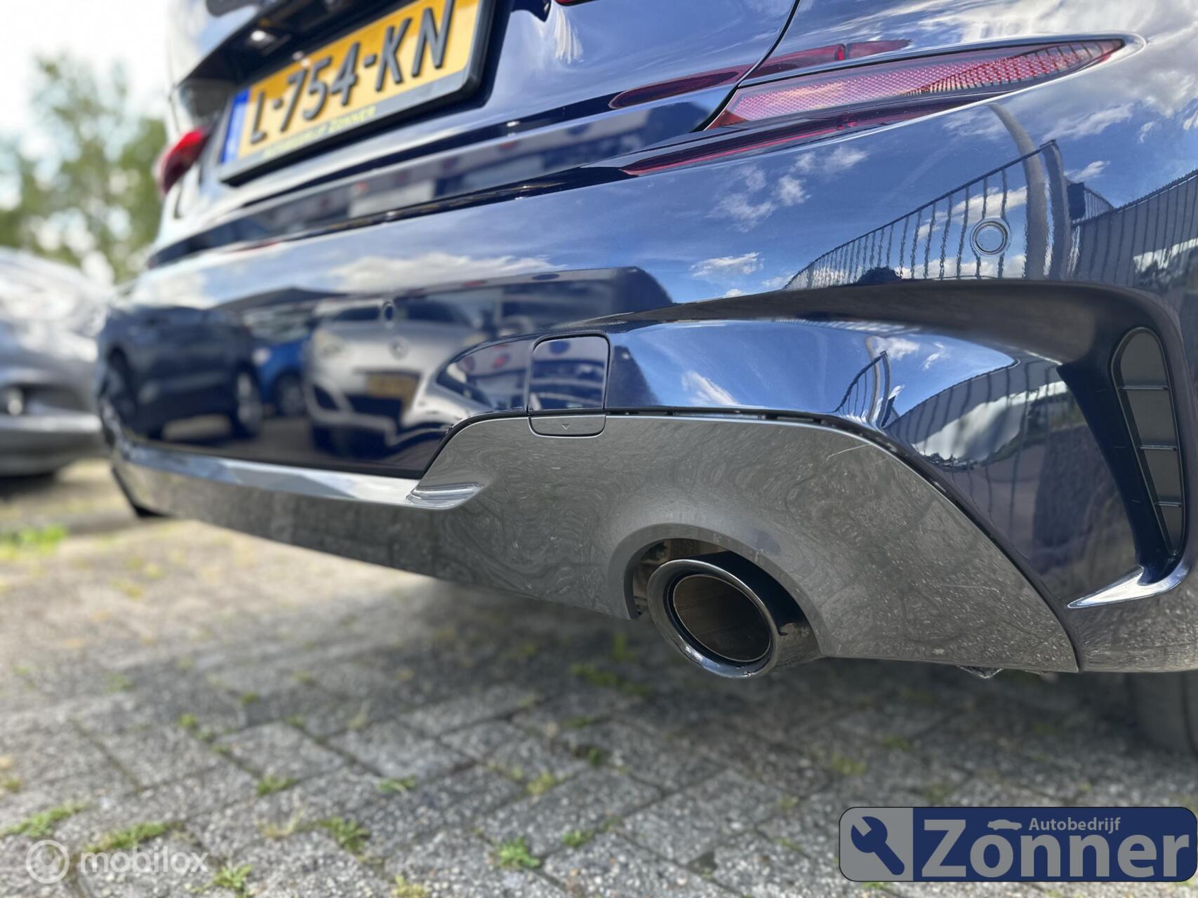 Foto van BMW 320i