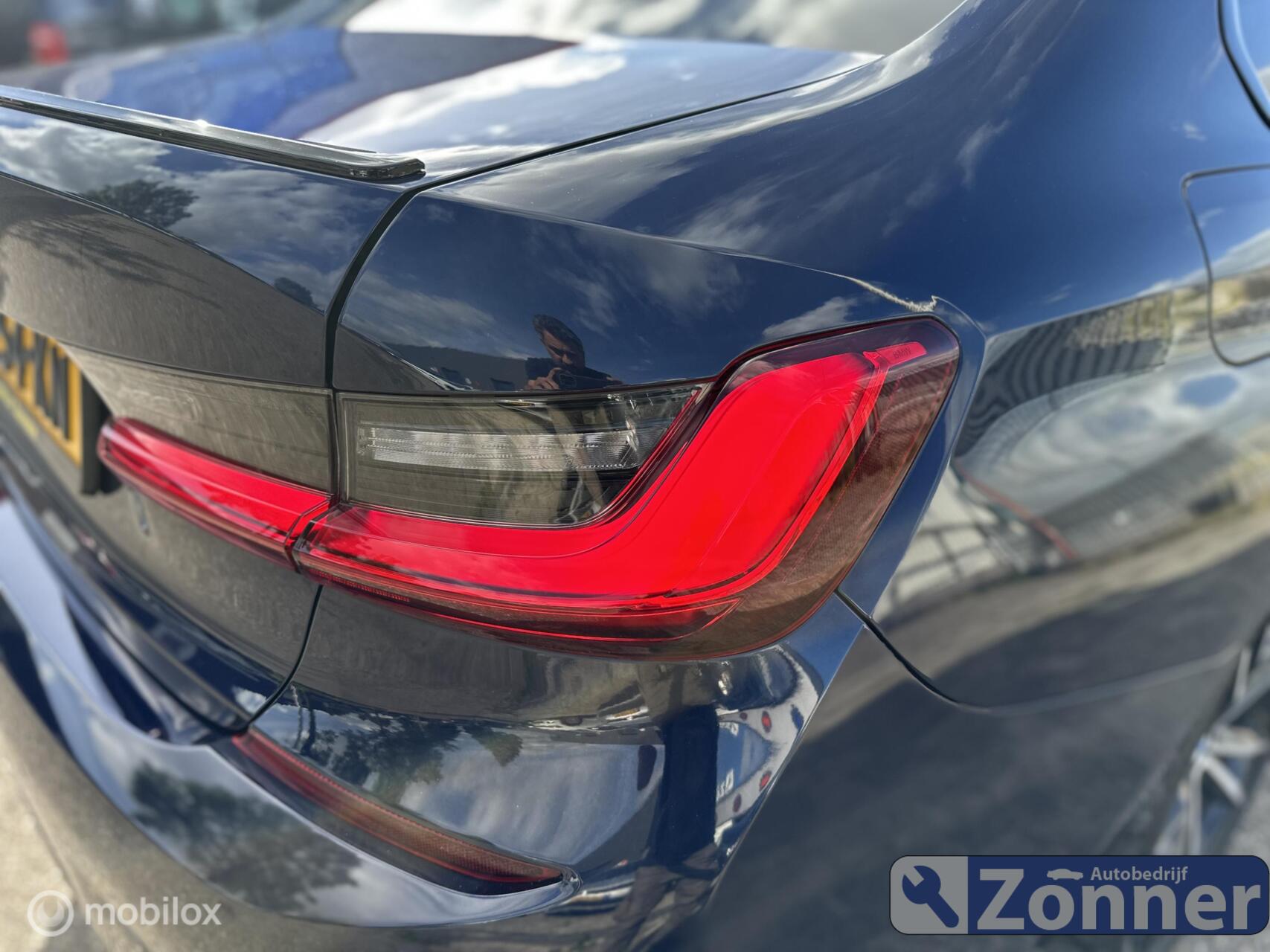 Foto van BMW 320i