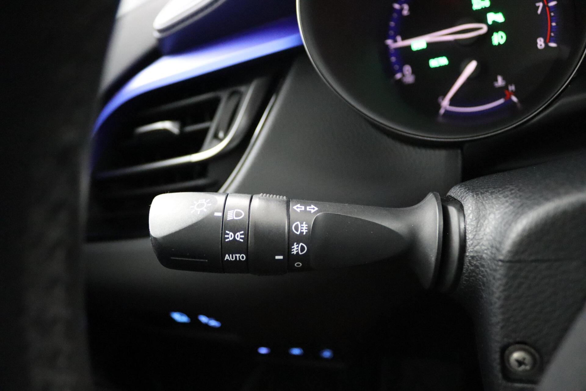 Foto van Toyota Toyota C-hr