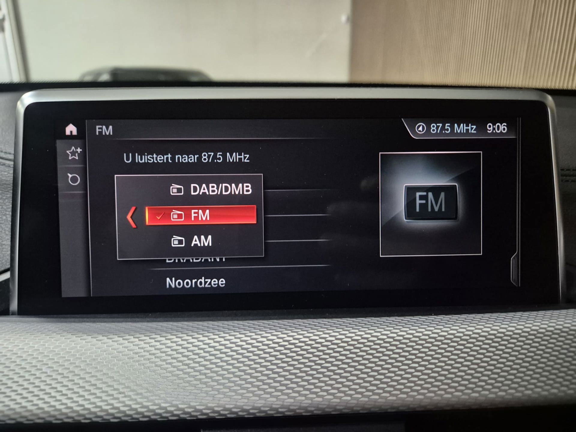 Foto van BMW X1 Xdrive20i