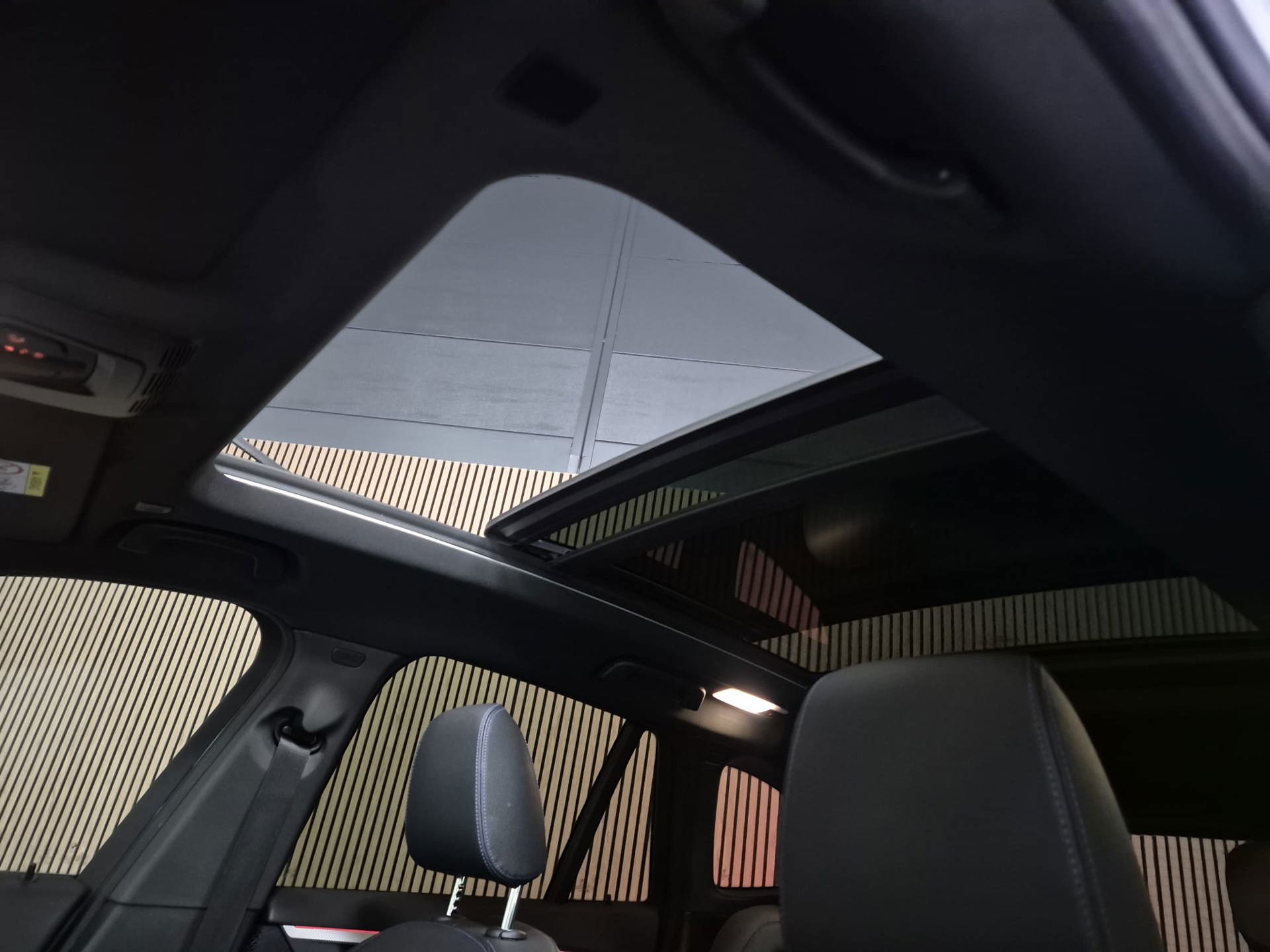 Foto van BMW X1 Xdrive20i