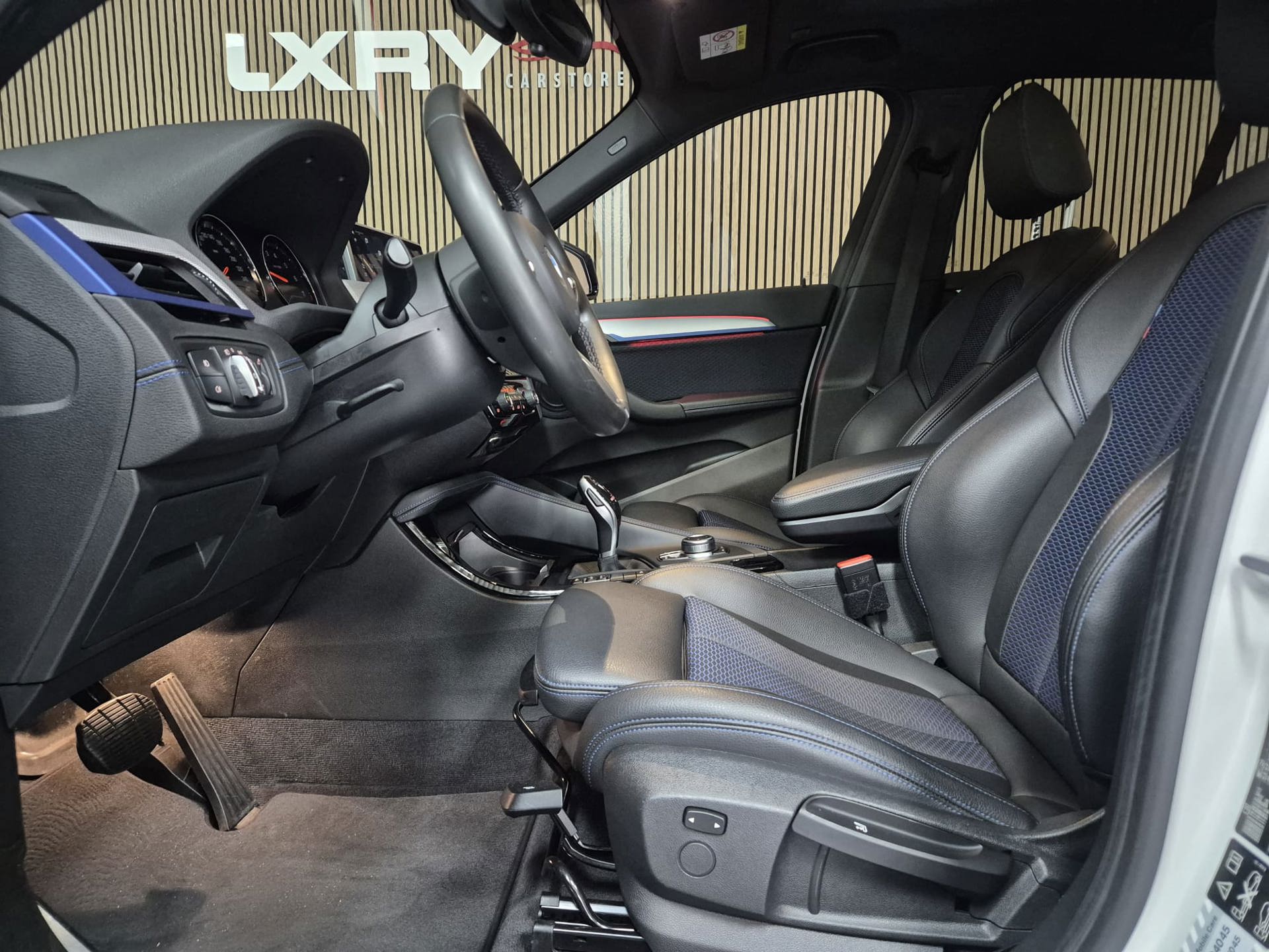 Foto van BMW X1 Xdrive20i