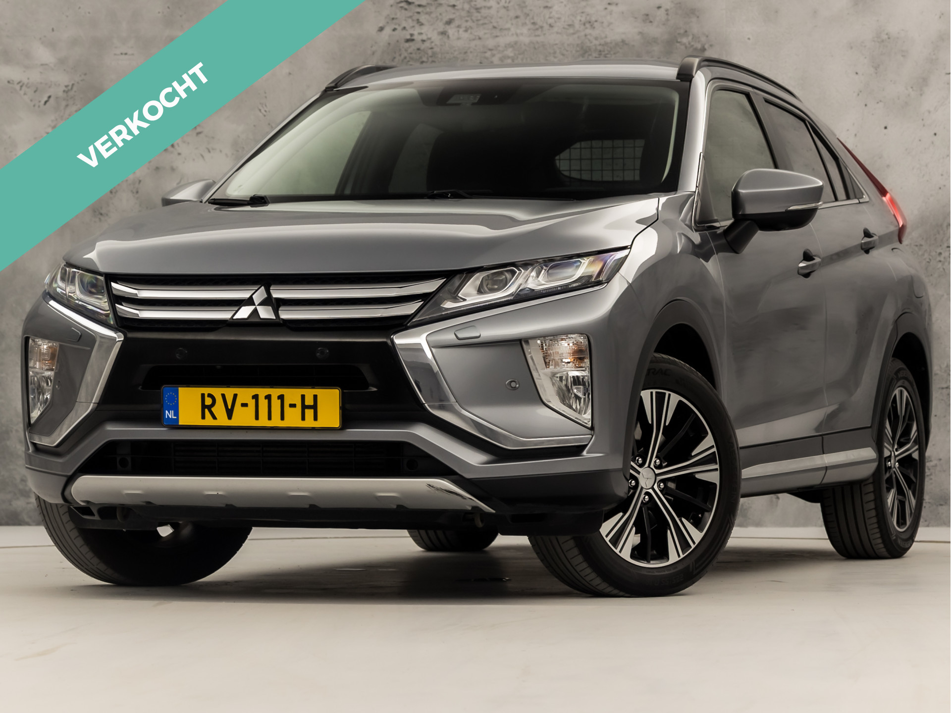 Mitsubishi Mitsubishi Eclipse Cross 1.5 DI-T First Edition 2018 - voorkant