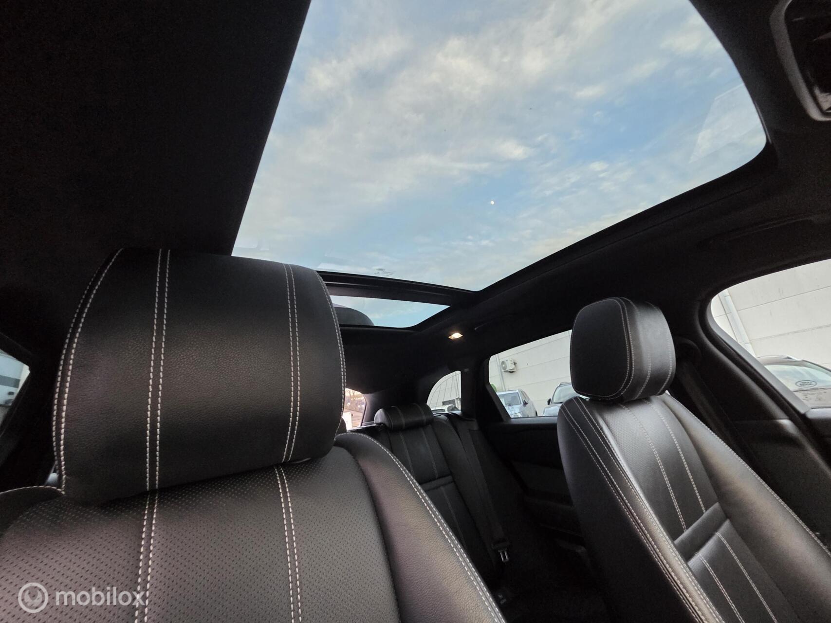 Foto van Land Rover Range Rover Velar