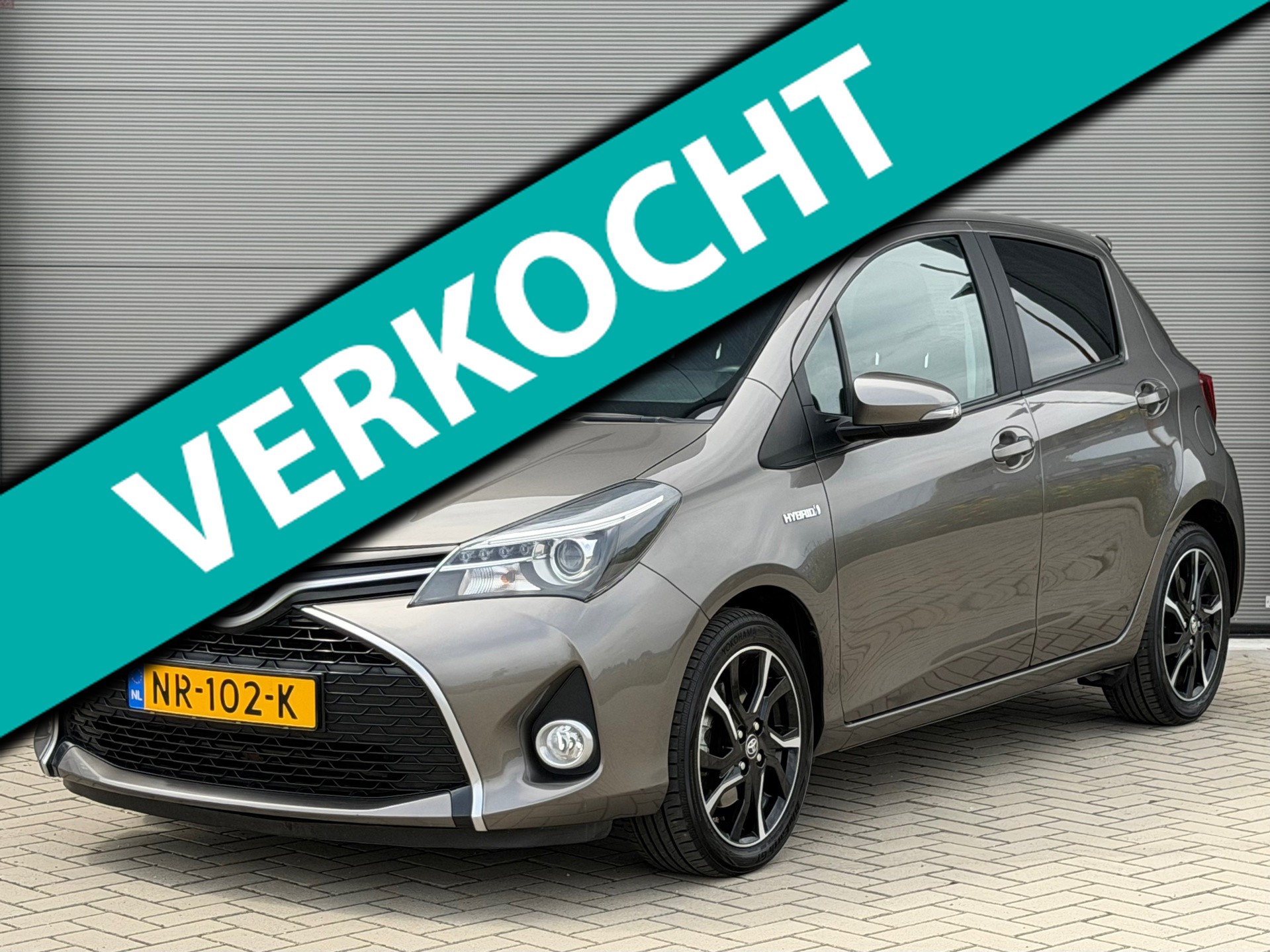 Toyota Toyota Yaris Hybrid 1.5 Hybrid Dynamic | Automaat| Volledig dealer onderhouden 2016 - voorkant