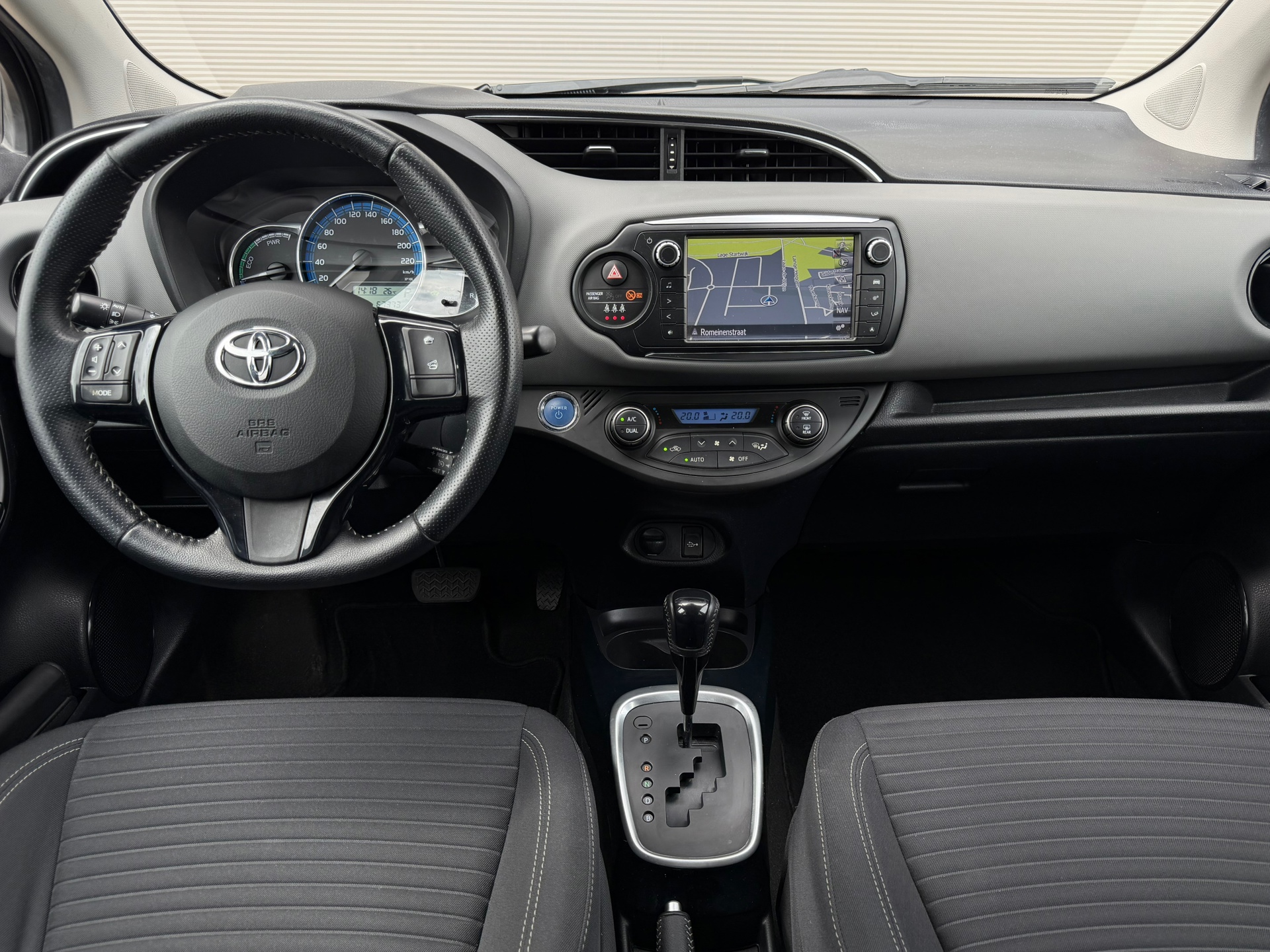 Foto van Toyota Toyota Yaris Hybrid
