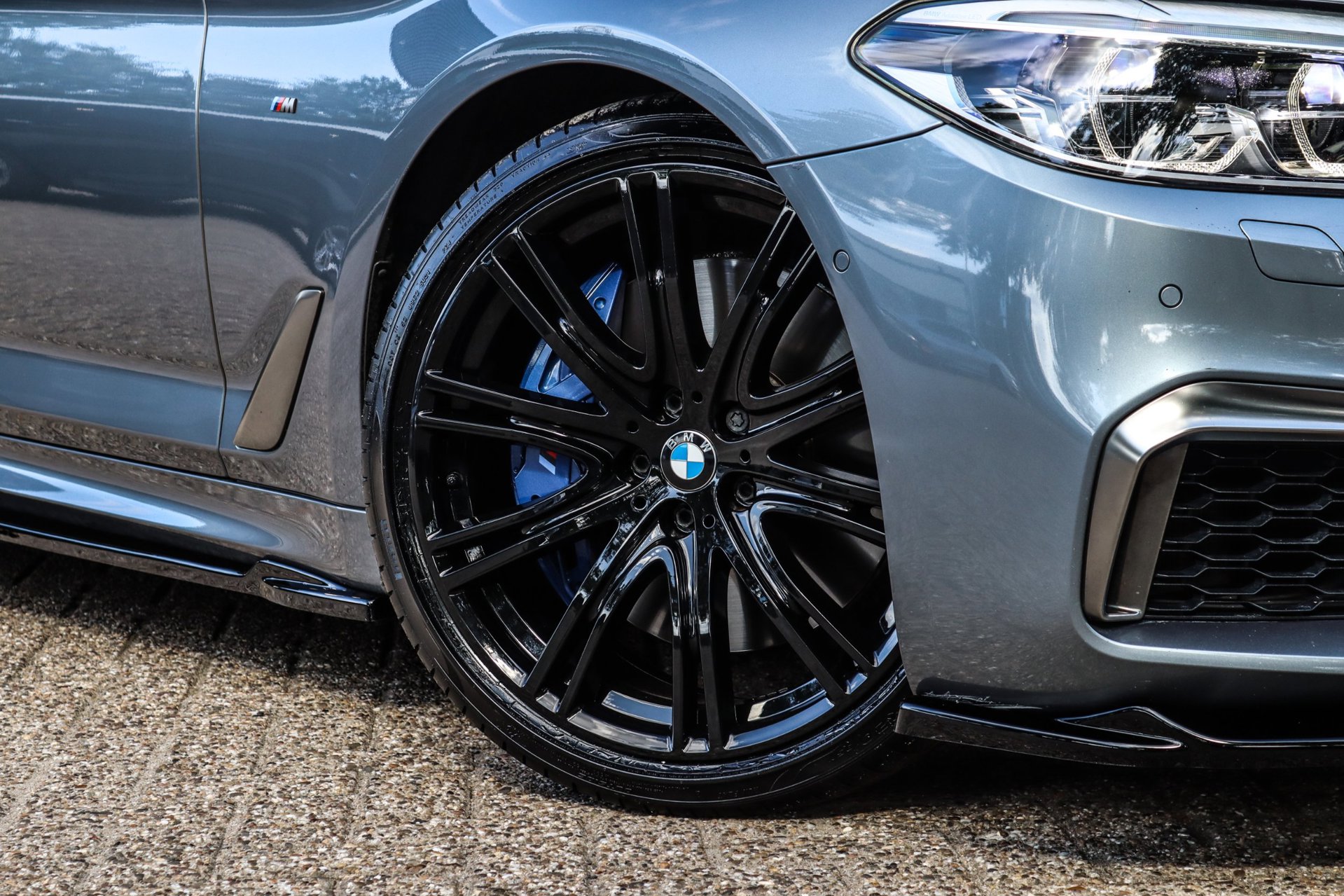 Foto van BMW M550i xDrive