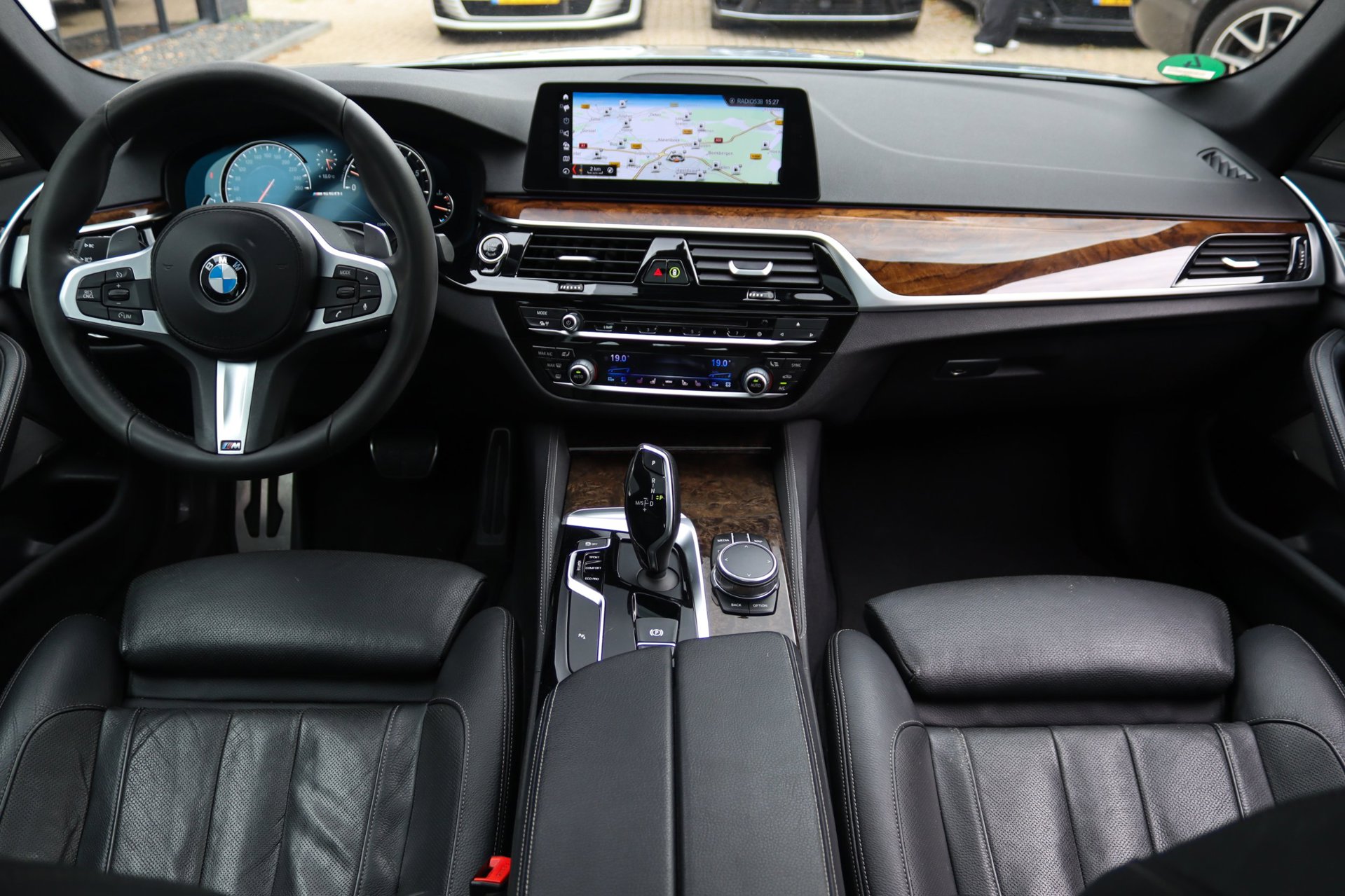 Foto van BMW M550i xDrive