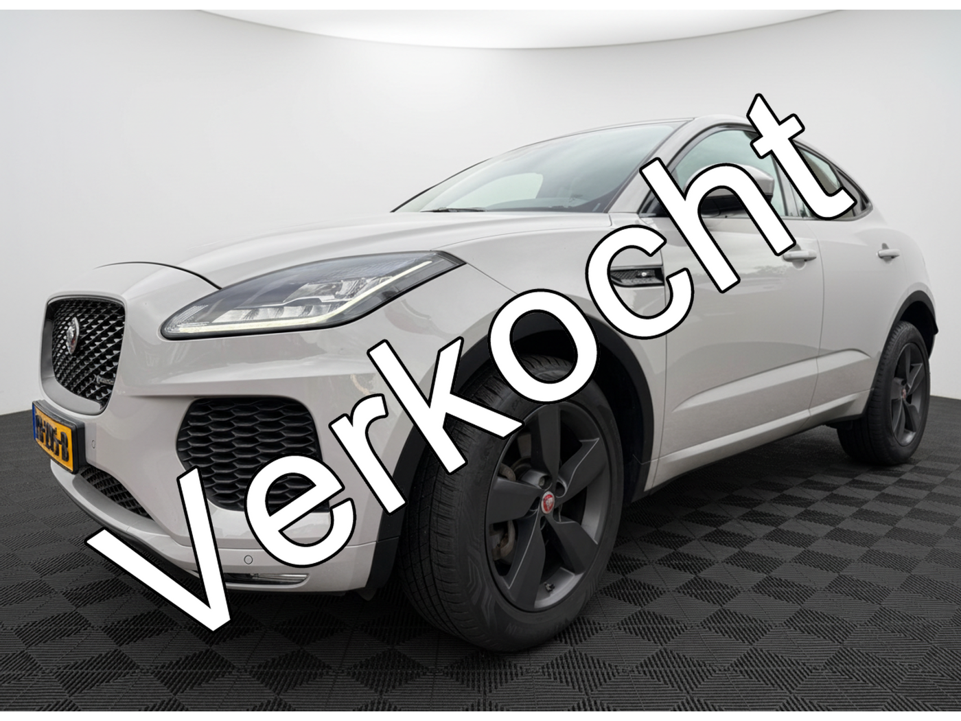 Jaguar E-pace 2.0 P250 AWD S Aut., 2018 - voorkant