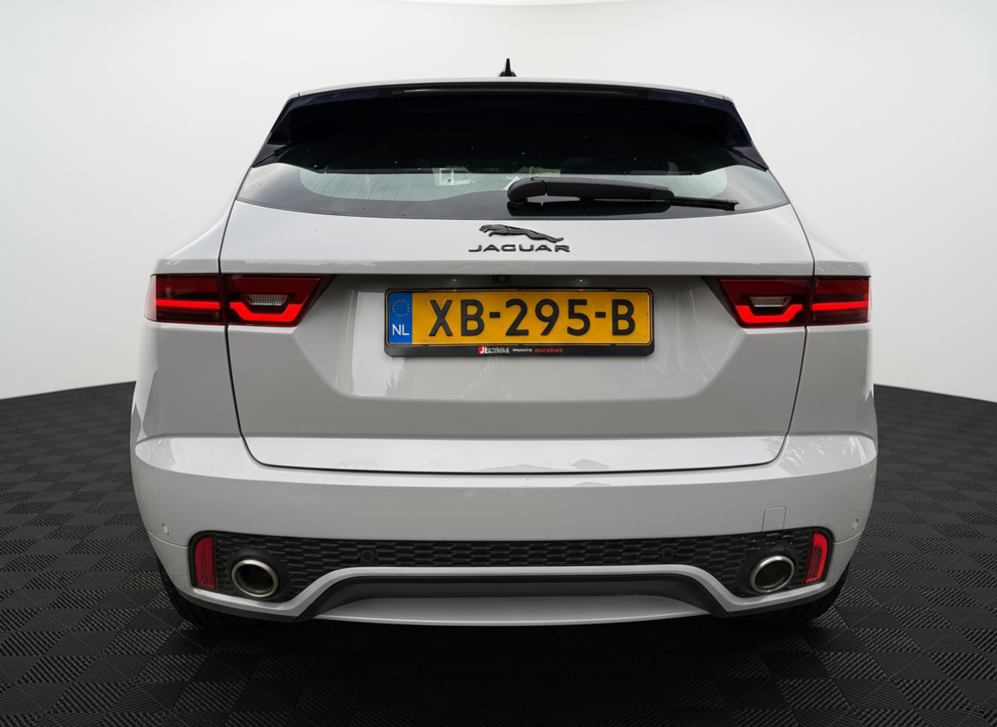 Foto van Jaguar E-pace