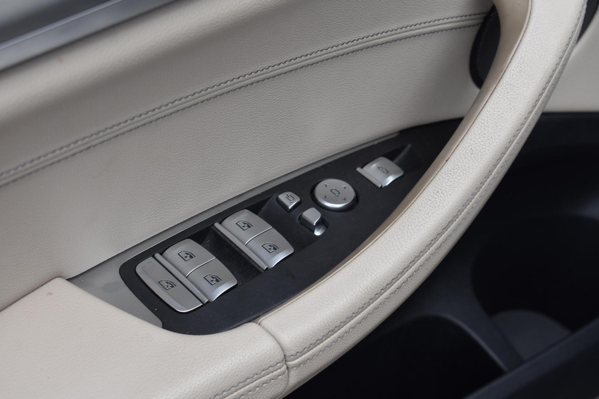 Foto van BMW Ix3