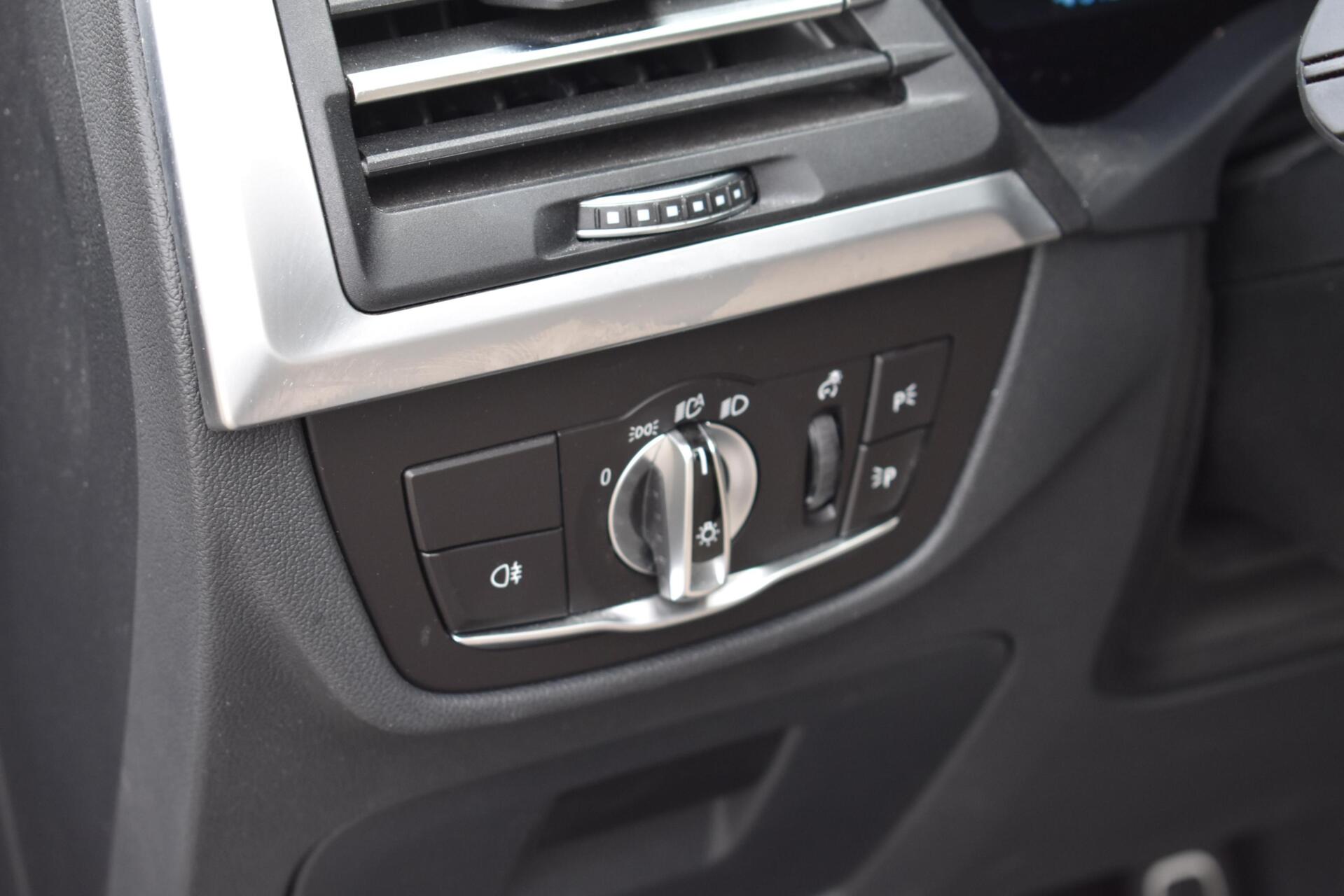 Foto van BMW Ix3