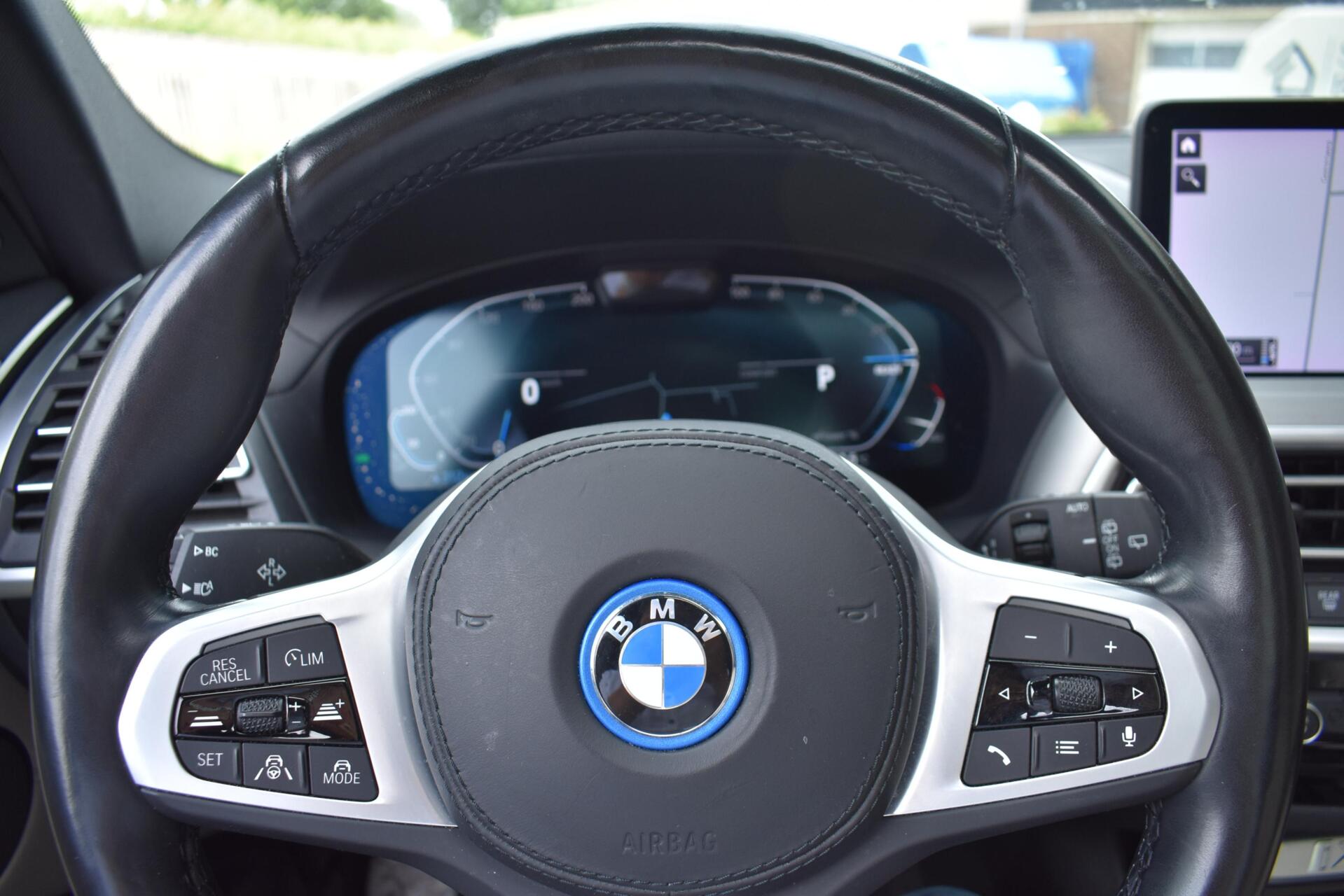 Foto van BMW Ix3