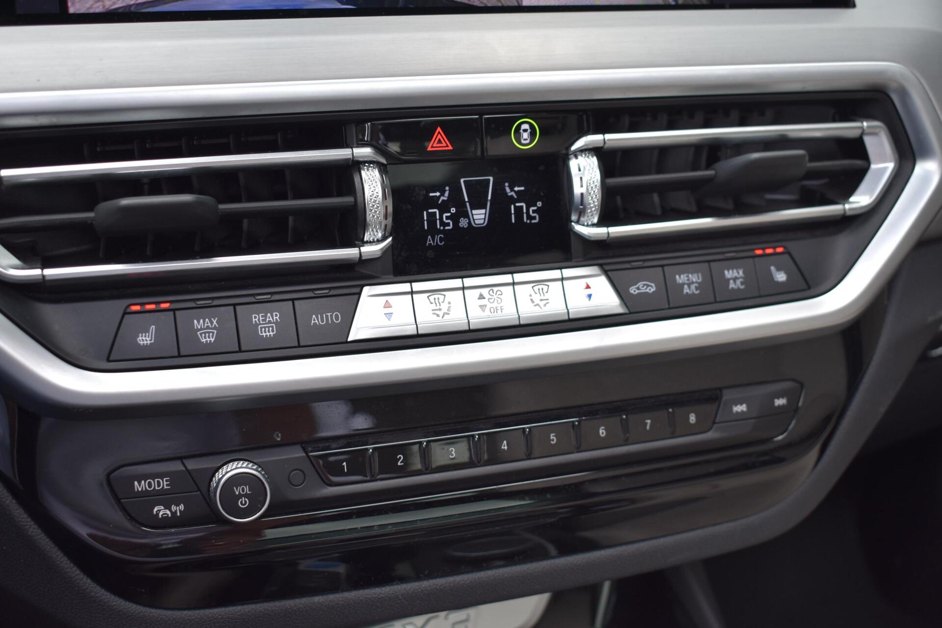 Foto van BMW Ix3